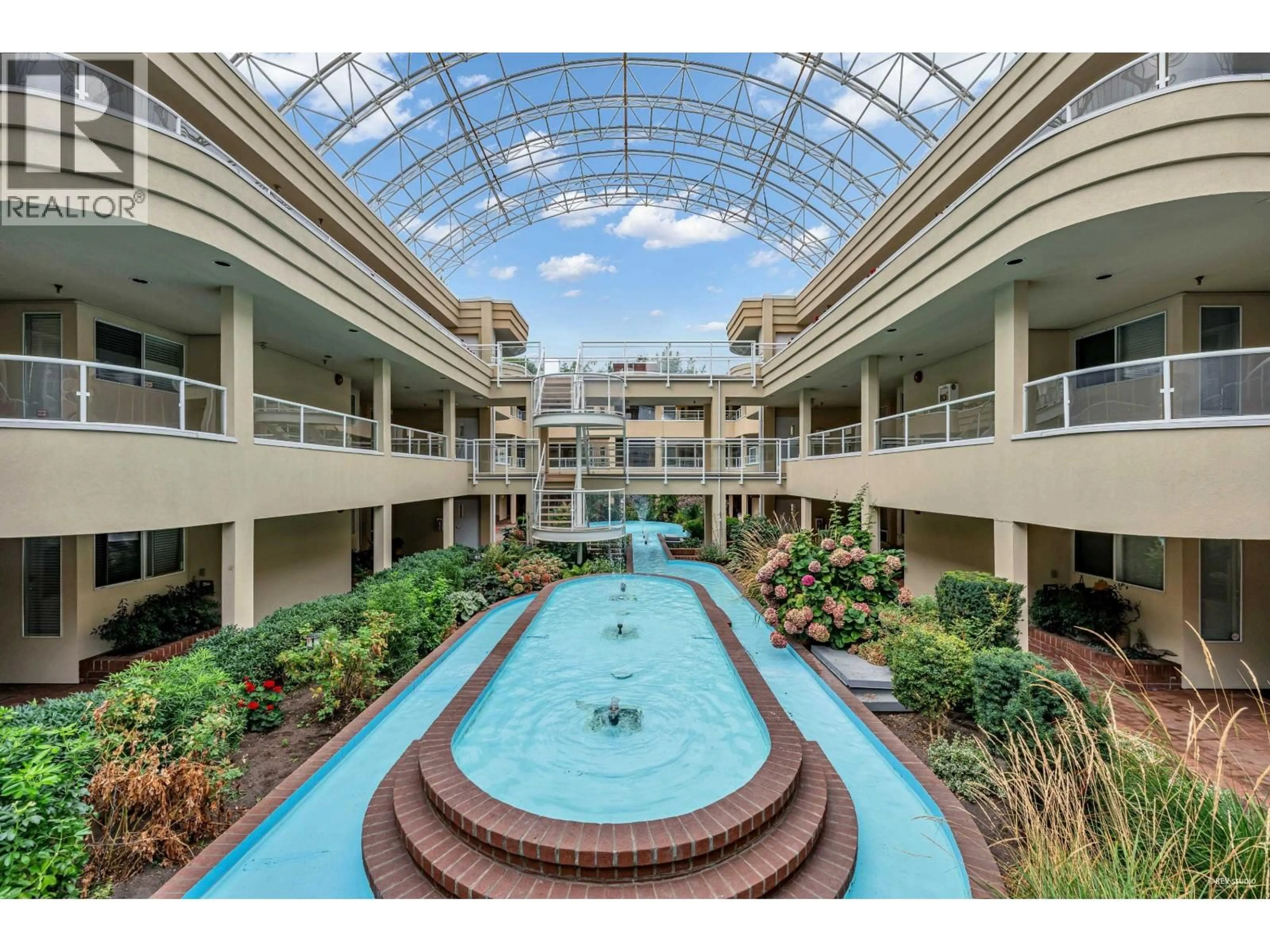 Indoor foyer for 221 - 7251 MINORU BOULEVARD, Richmond British Columbia V6Y3P5
