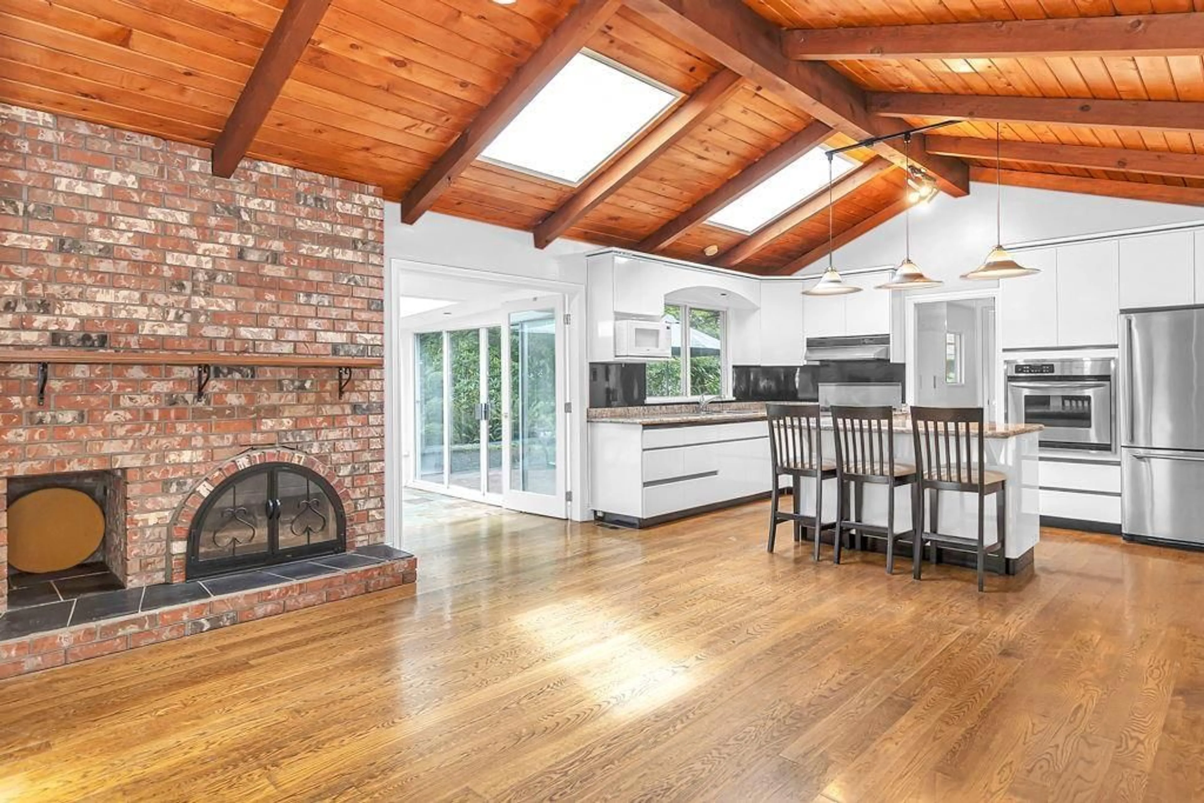 Open concept kitchen, unknown for 5144 235, Langley British Columbia V2Z2P5