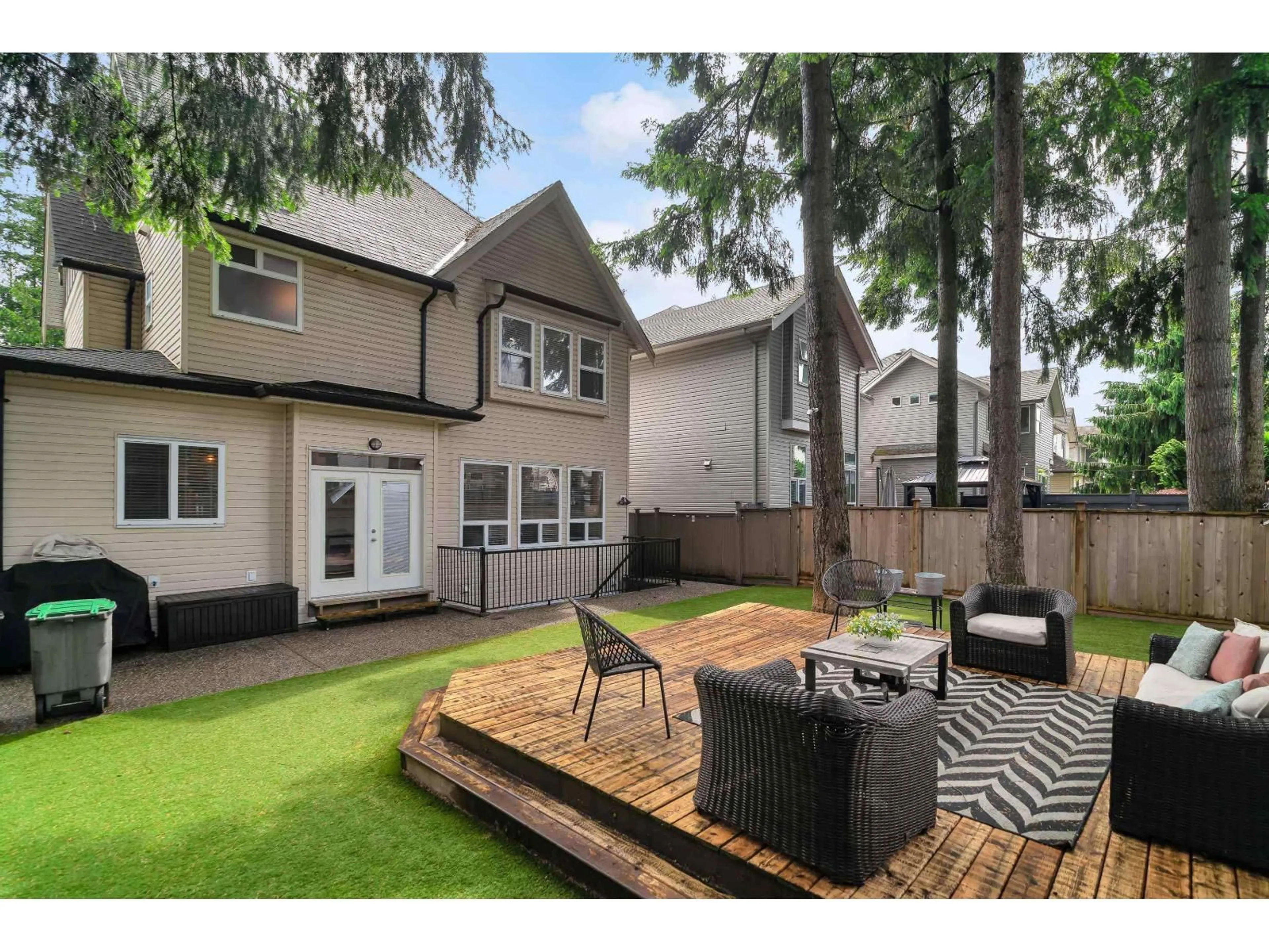 Patio, street for 15083 58A, Surrey British Columbia V3S5H1