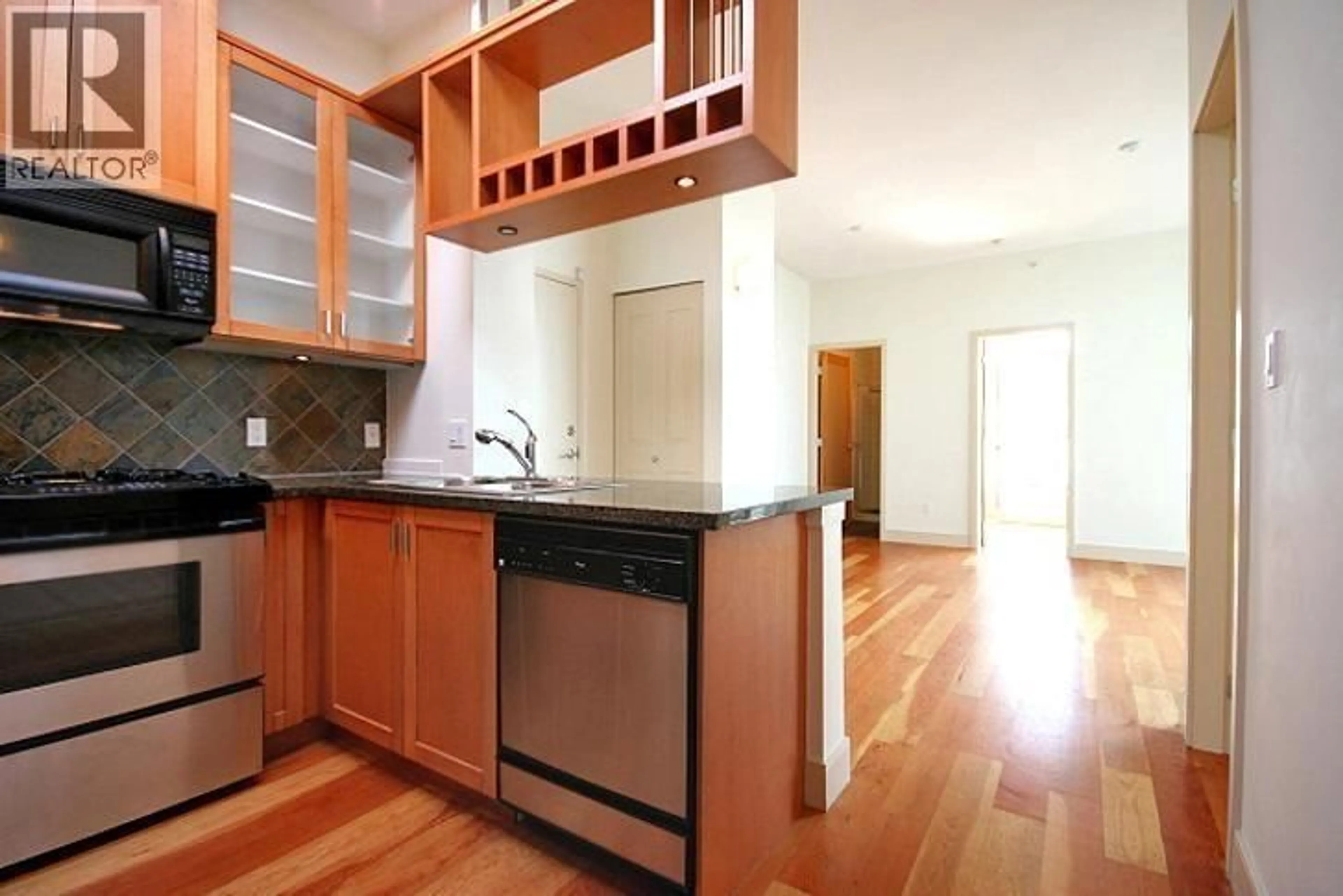 Standard kitchen, wood/laminate floor for 517 - 8988 HUDSON STREET, Vancouver British Columbia V6P6Z1