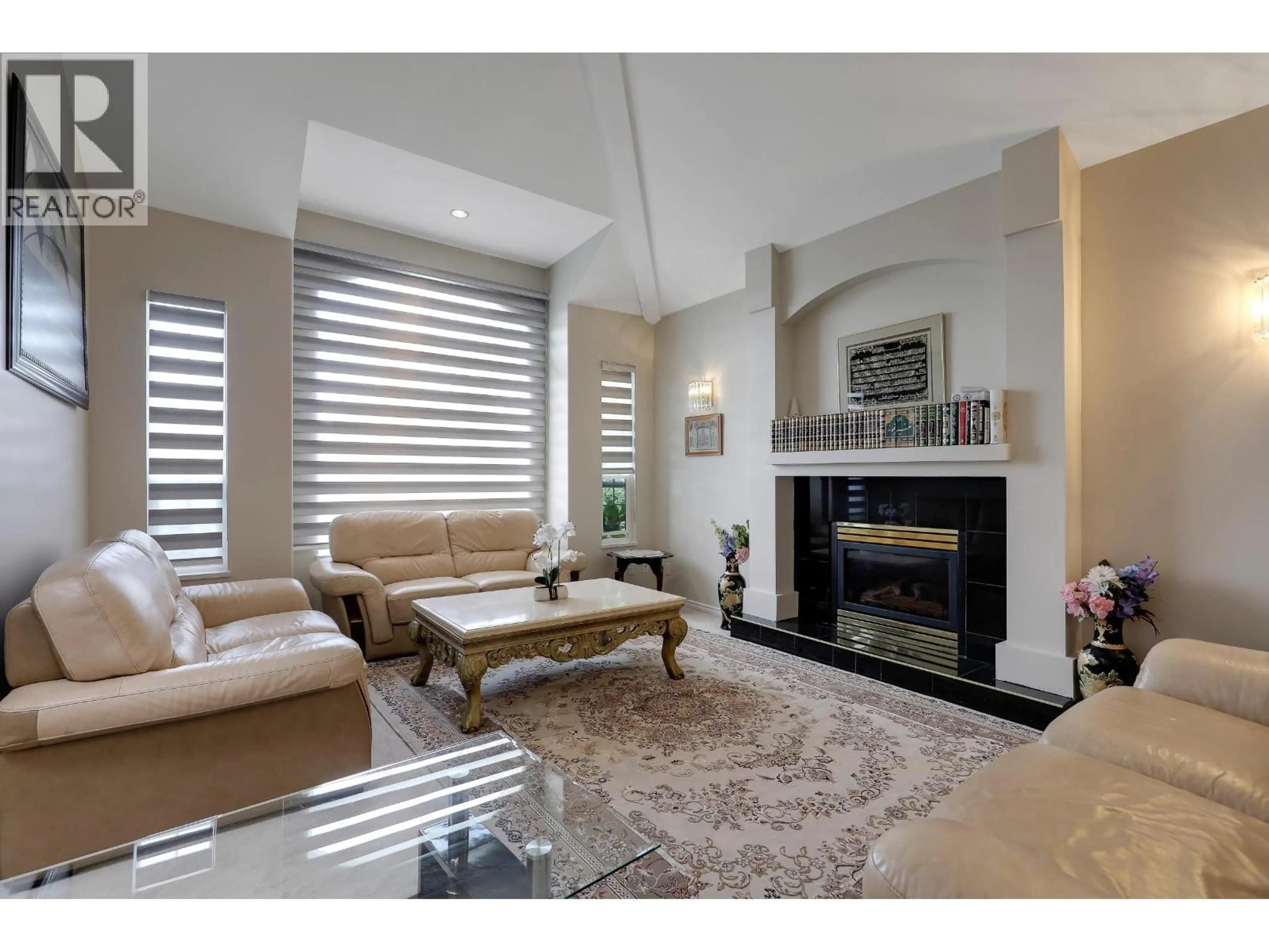 Living room with furniture, unknown for 1210 SALTER STREET, New Westminster British Columbia V3M5A7