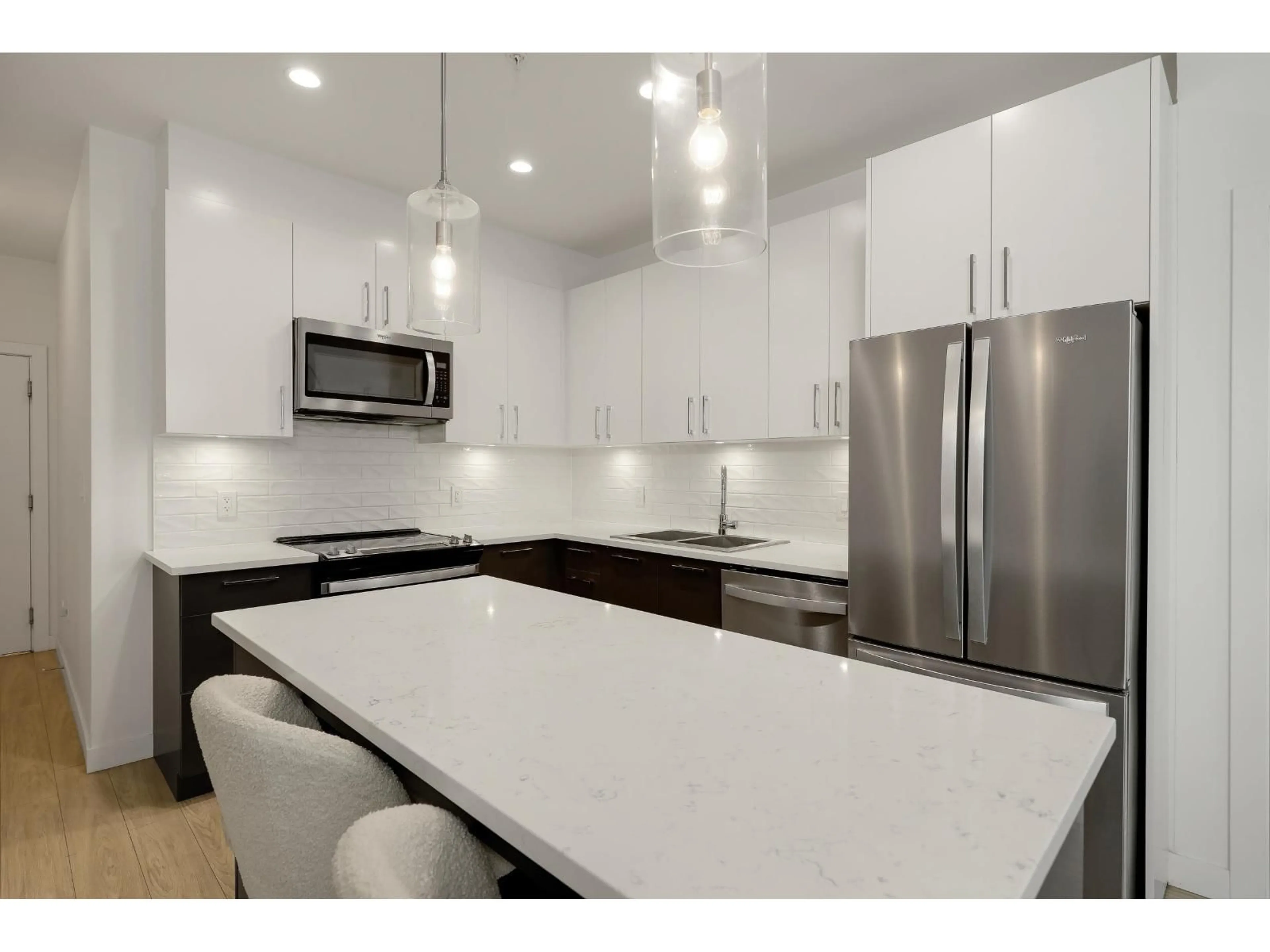 Open concept kitchen, unknown for A204 - 20834 80, Langley British Columbia V2Y2C8