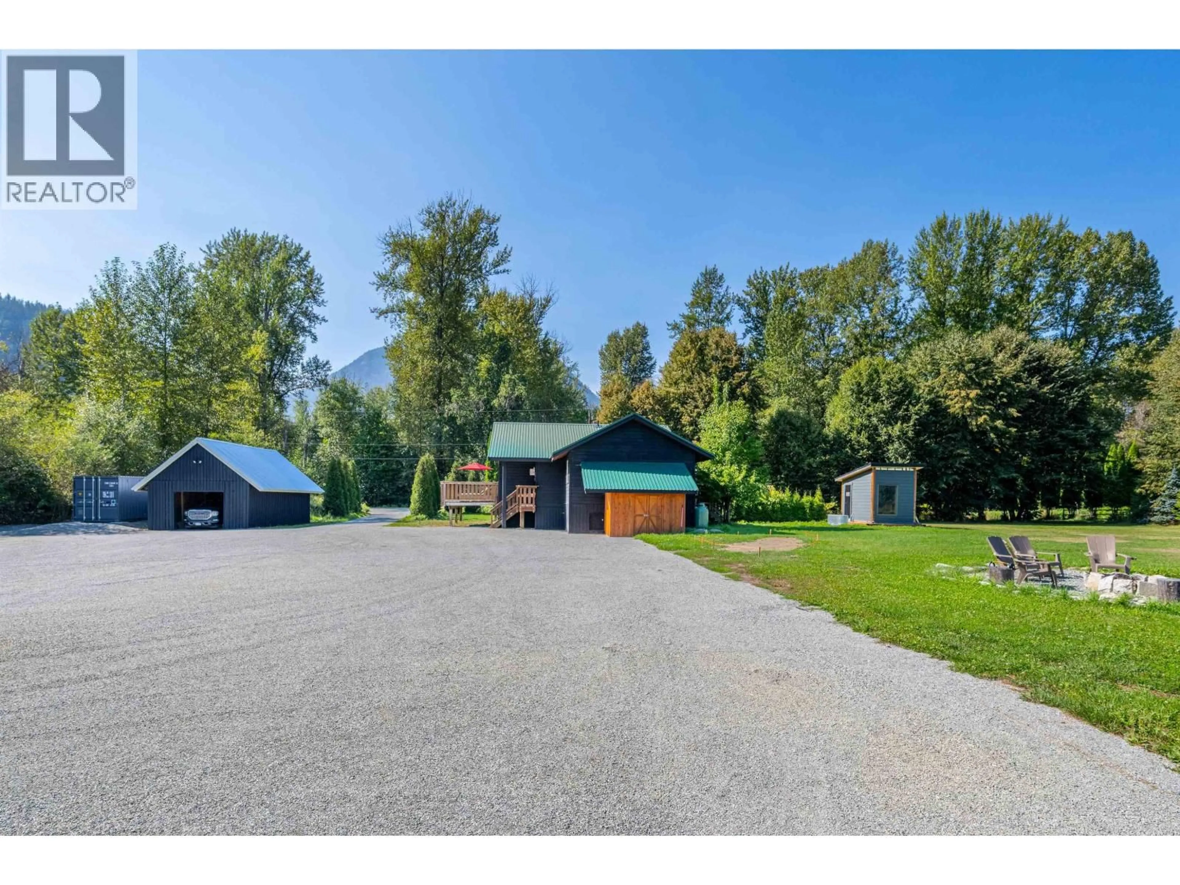 A pic from outside/outdoor area/front of a property/back of a property/a pic from drone, unknown for 7342 CLOVER ROAD, Pemberton British Columbia V0N2L0