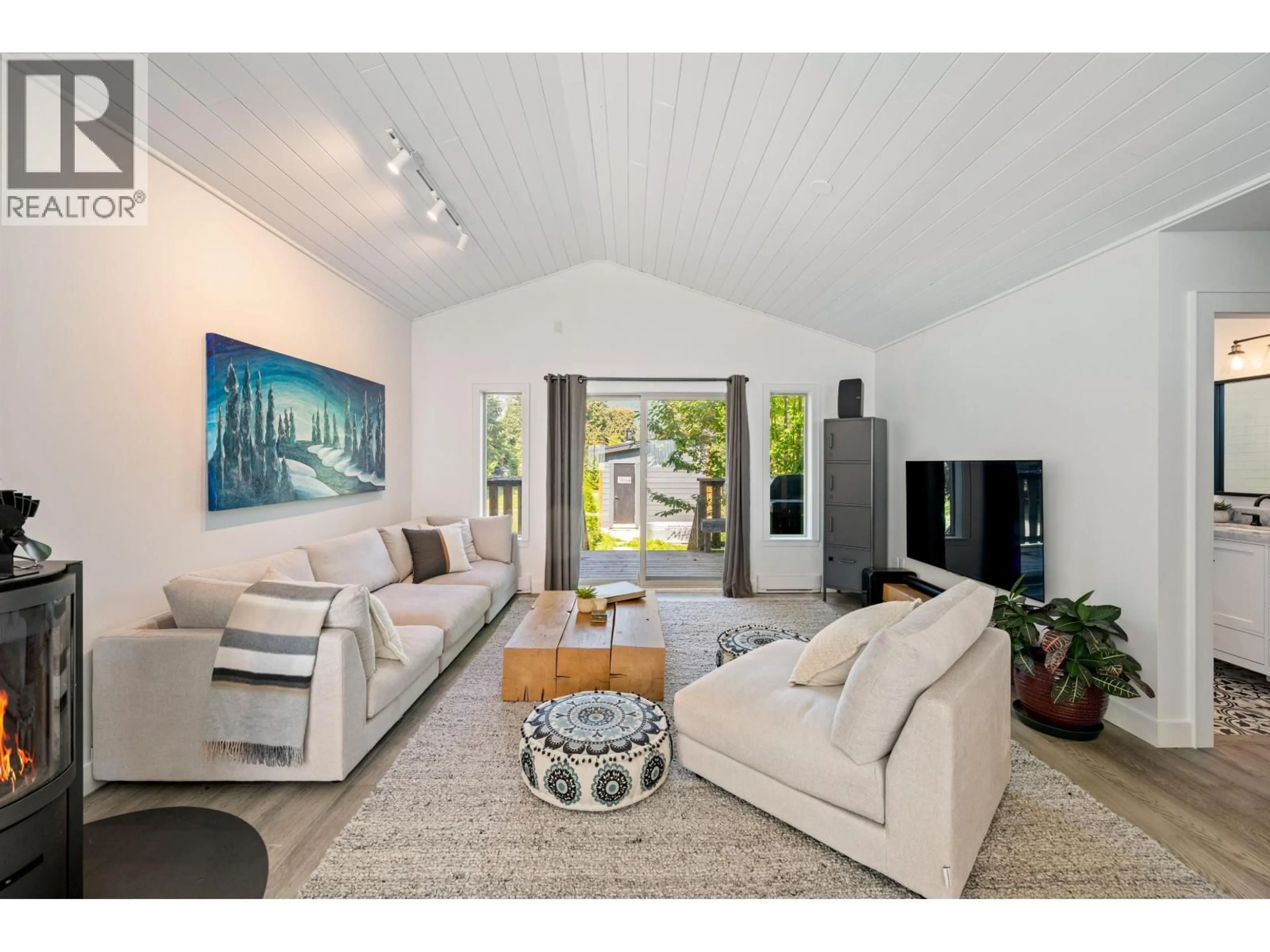 Living room with furniture, unknown for 7342 CLOVER ROAD, Pemberton British Columbia V0N2L0