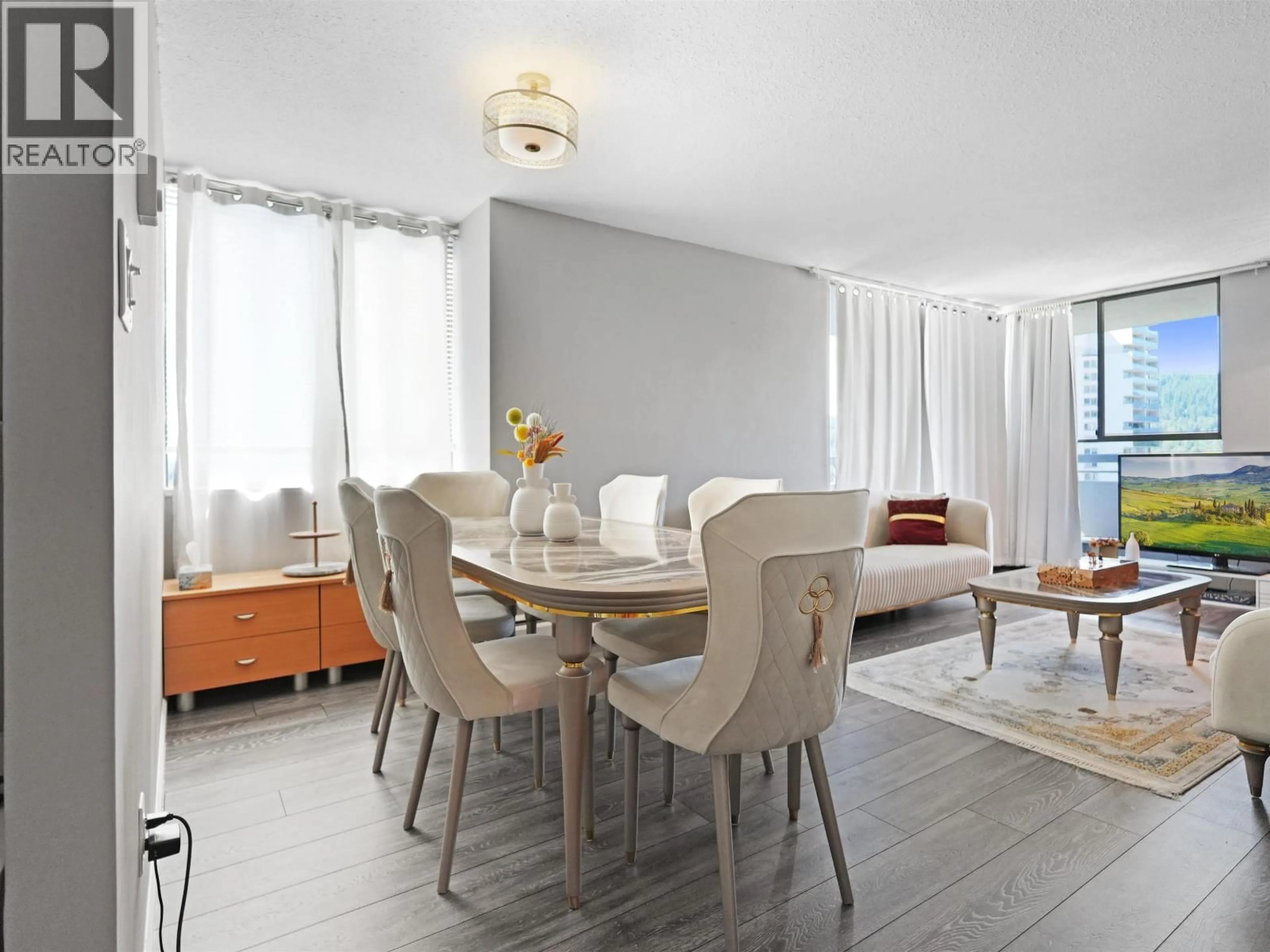 Dining room, unknown for 1605 - 3737 BARTLETT COURT, Burnaby British Columbia V3J7E3