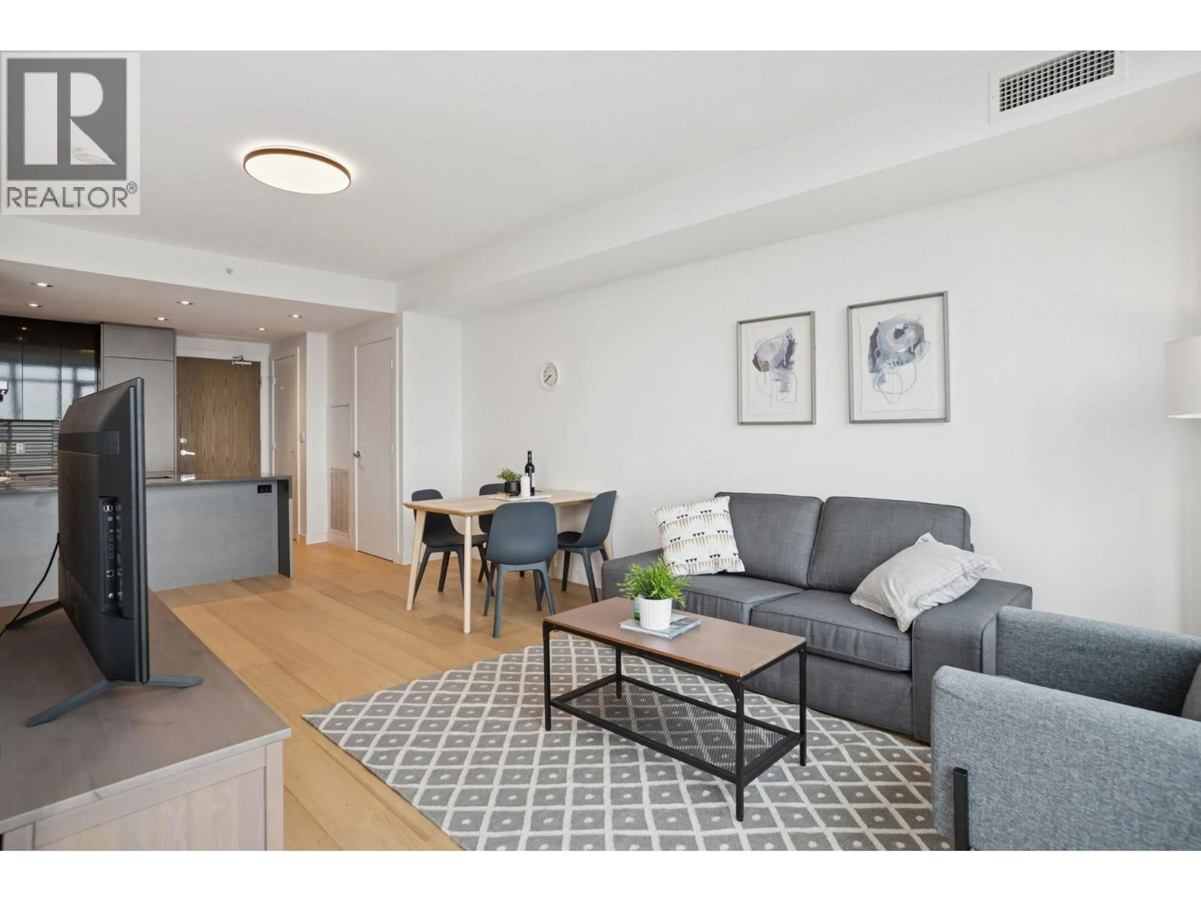 Living room with furniture, unknown for 2409 - 4508 HAZEL STREET, Burnaby British Columbia V5H0E4