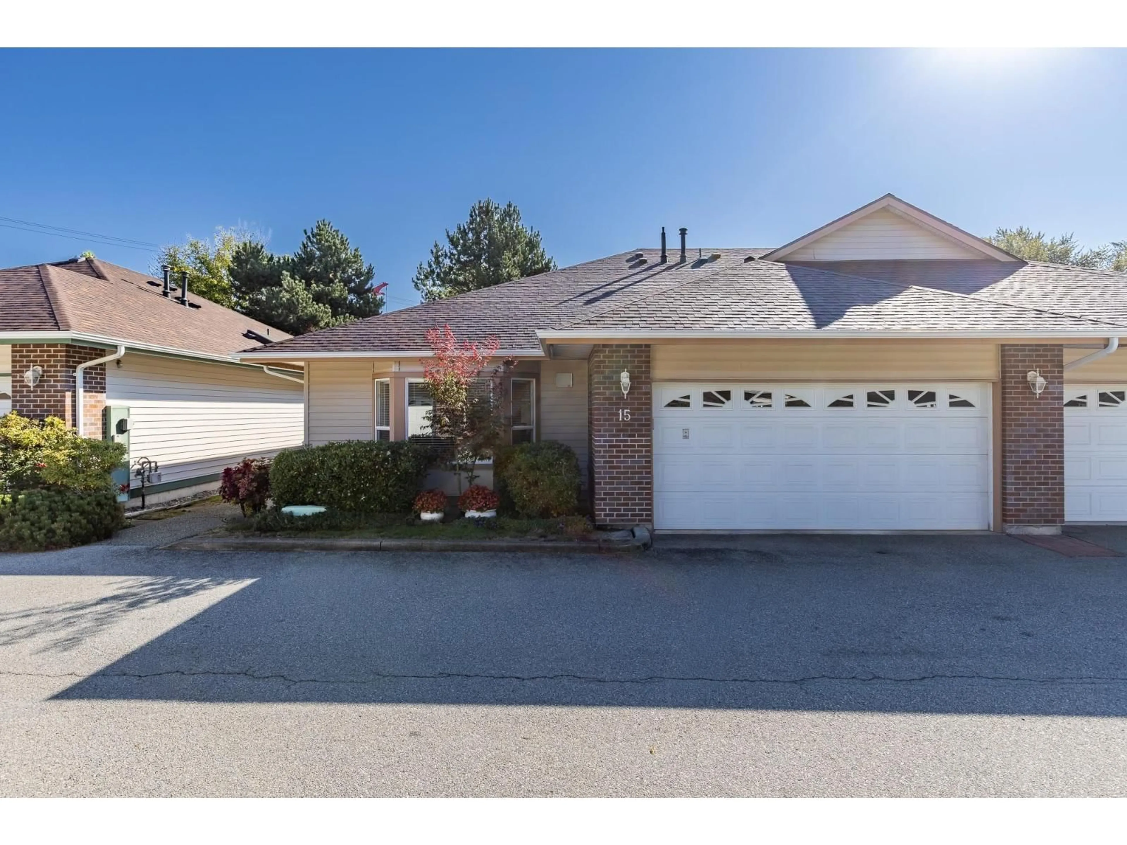 Unknown for 15 - 18939 65, Surrey British Columbia V3S8Y2
