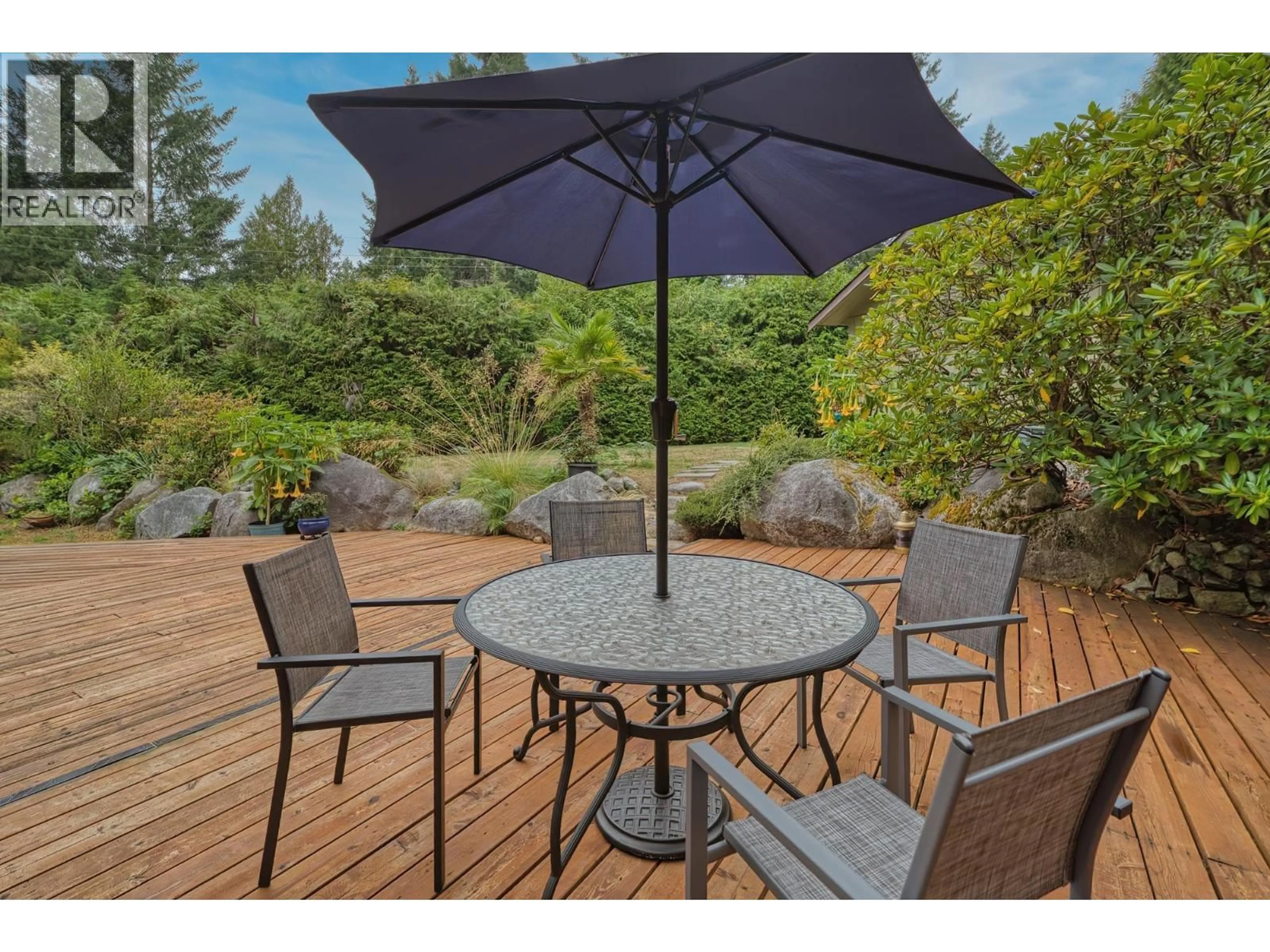 Patio, water/lake/river/ocean view for 8096 WILDWOOD ROAD, Halfmoon Bay British Columbia V7Z1A8