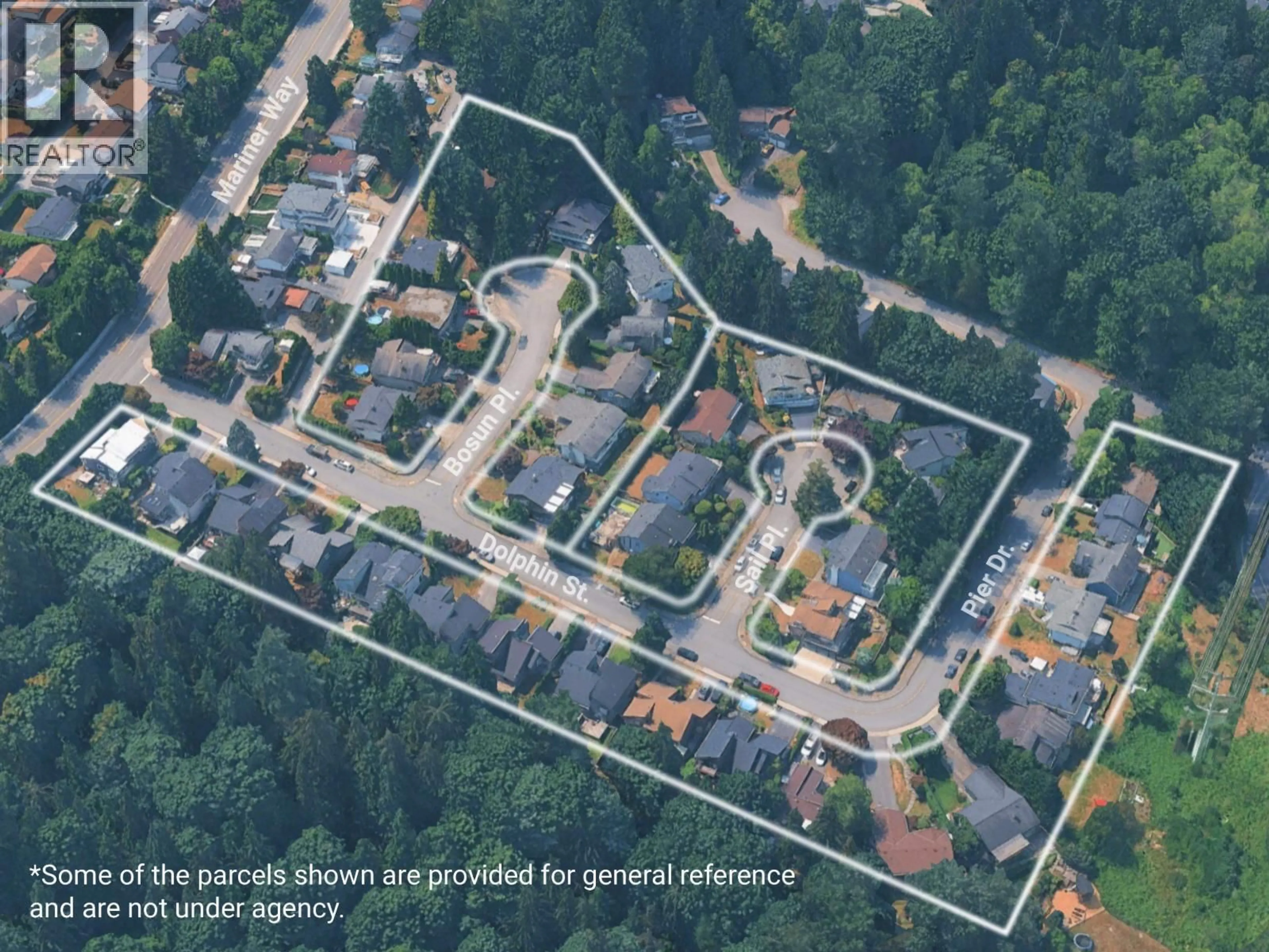 A pic from outside/outdoor area/front of a property/back of a property/a pic from drone, street for 3213 BOSUN PLACE, Coquitlam British Columbia V3C4L4