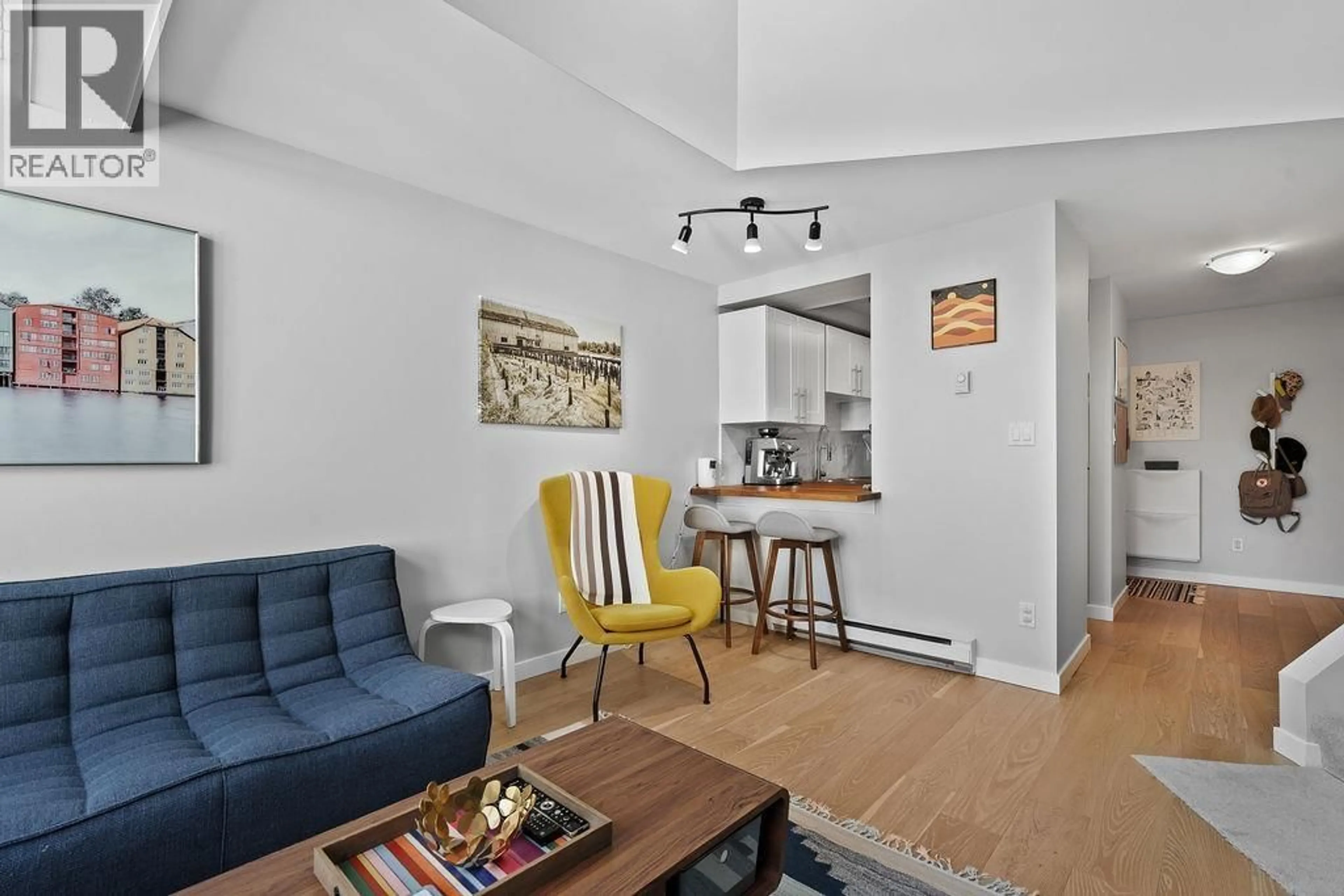 Living room with furniture, unknown for 317 - 7431 BLUNDELL ROAD, Richmond British Columbia V6Y3G8