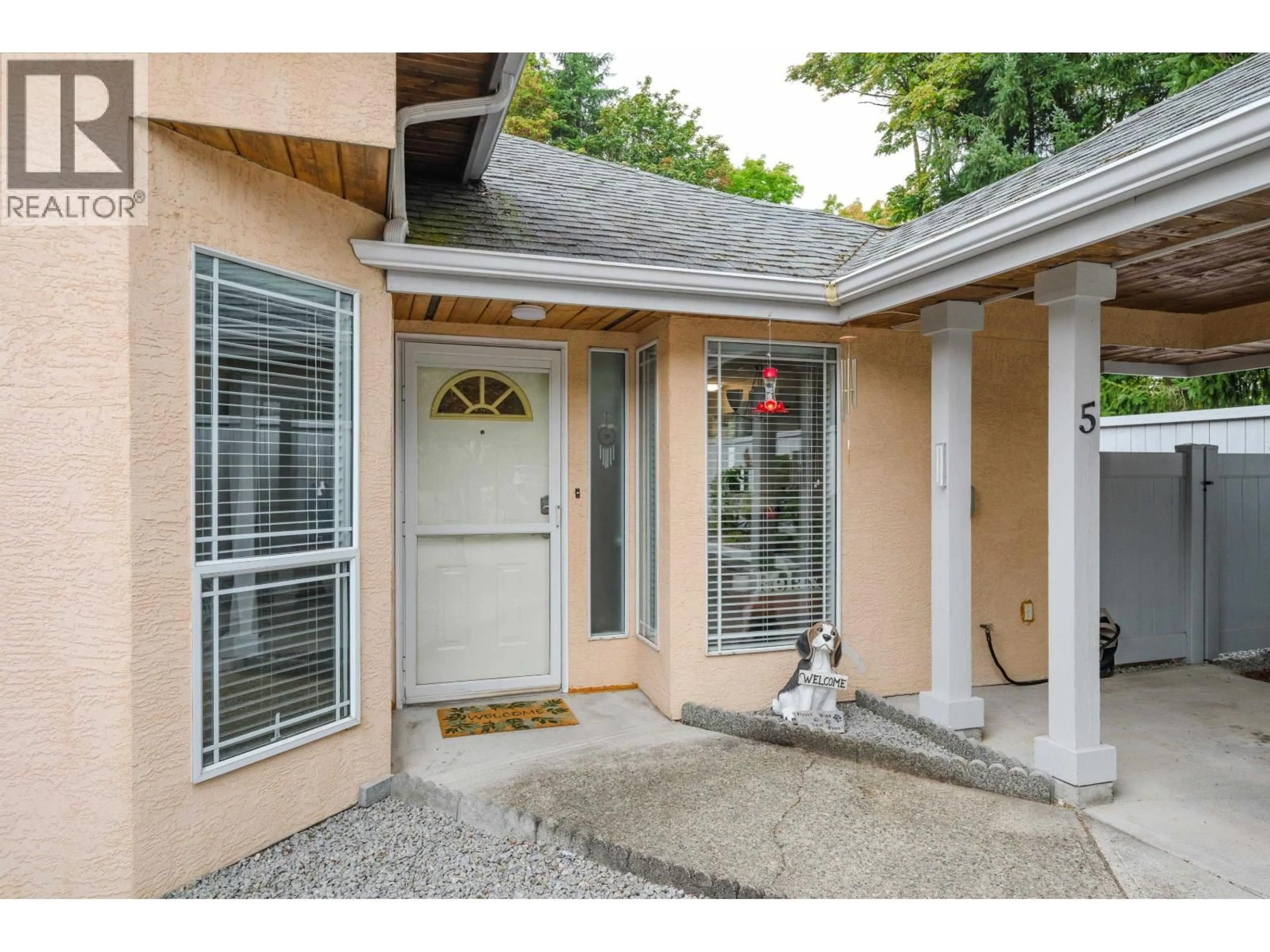 Indoor entryway for 5 - 11950 LAITY STREET, Maple Ridge British Columbia V2X5A6