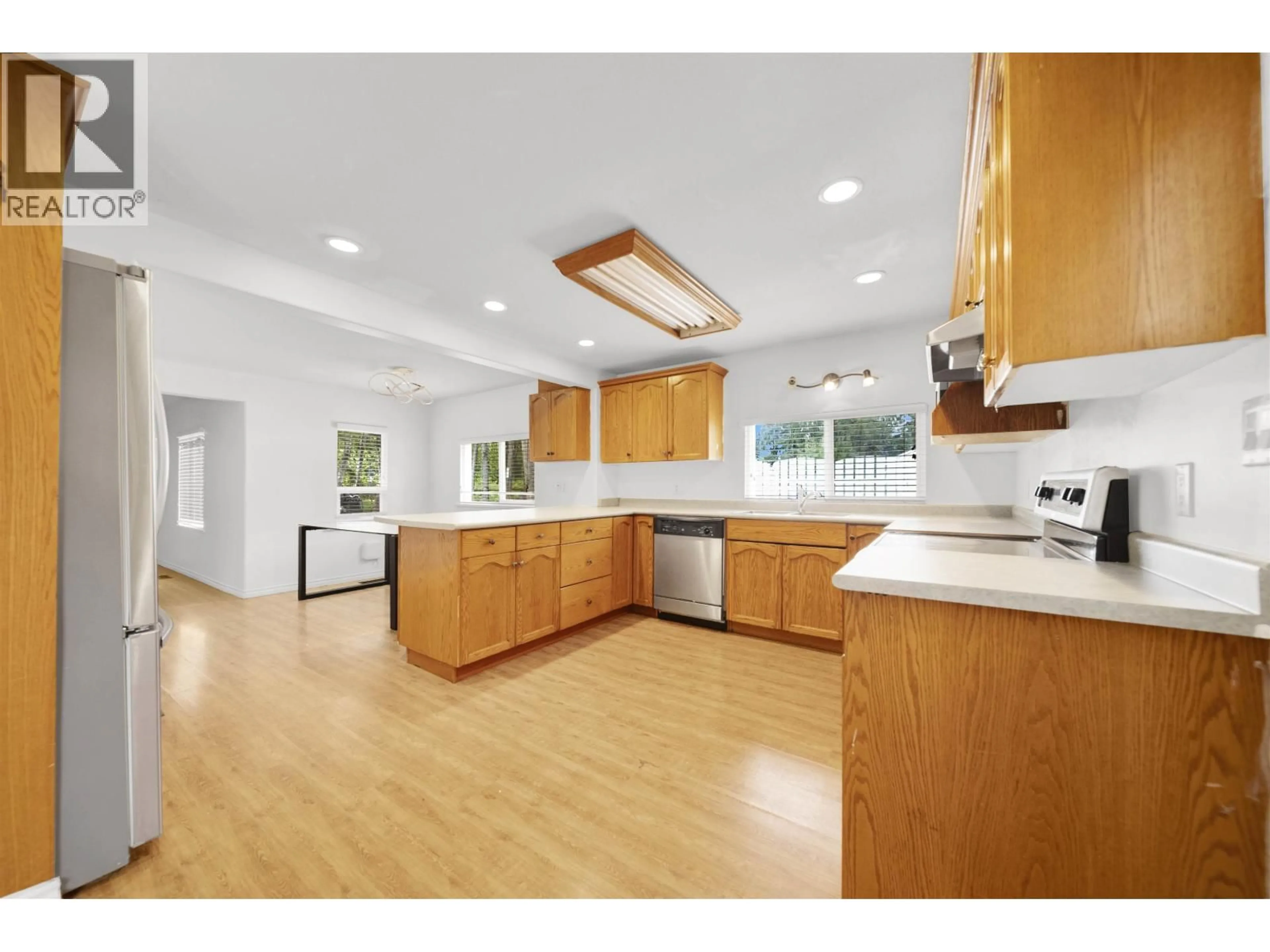 Open concept kitchen, unknown for 11394 240 STREET, Maple Ridge British Columbia V2W0B4