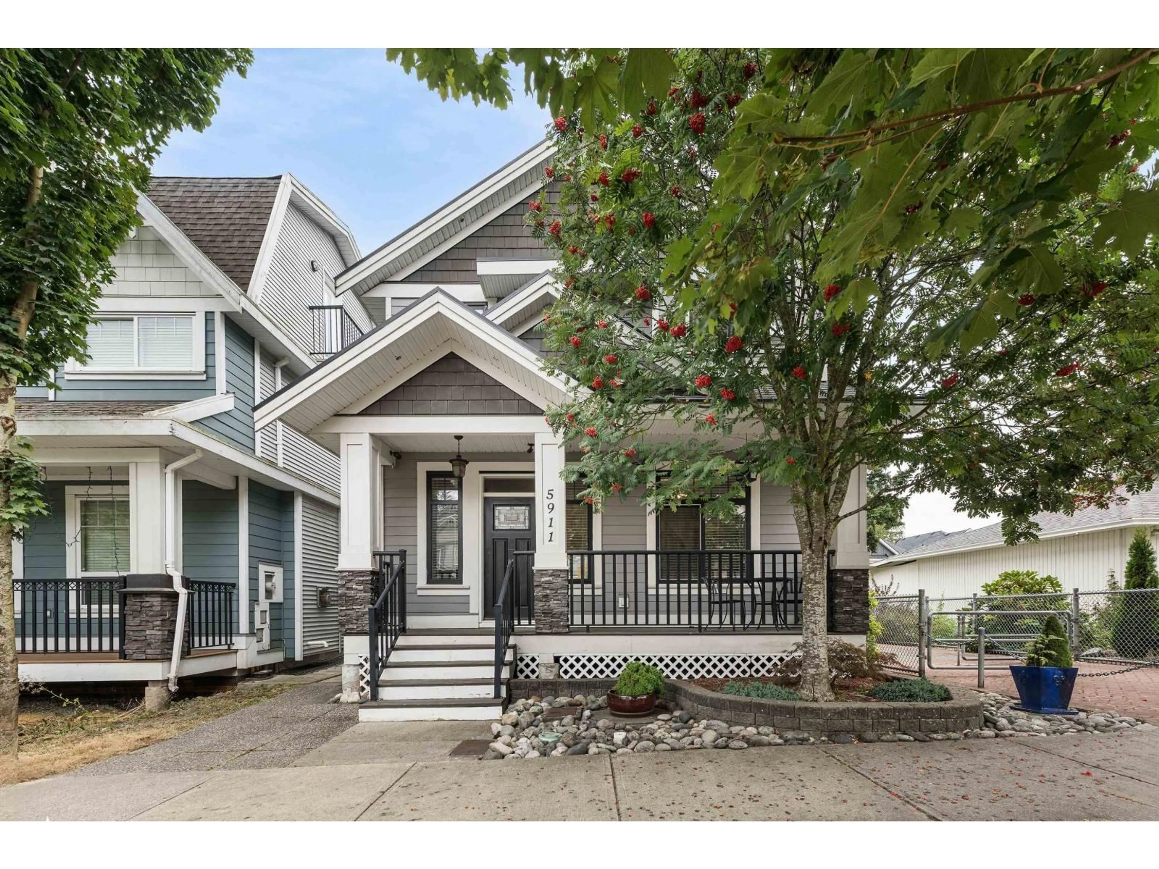 Home with vinyl exterior material, street for 5911 131A, Surrey British Columbia V3X0E4