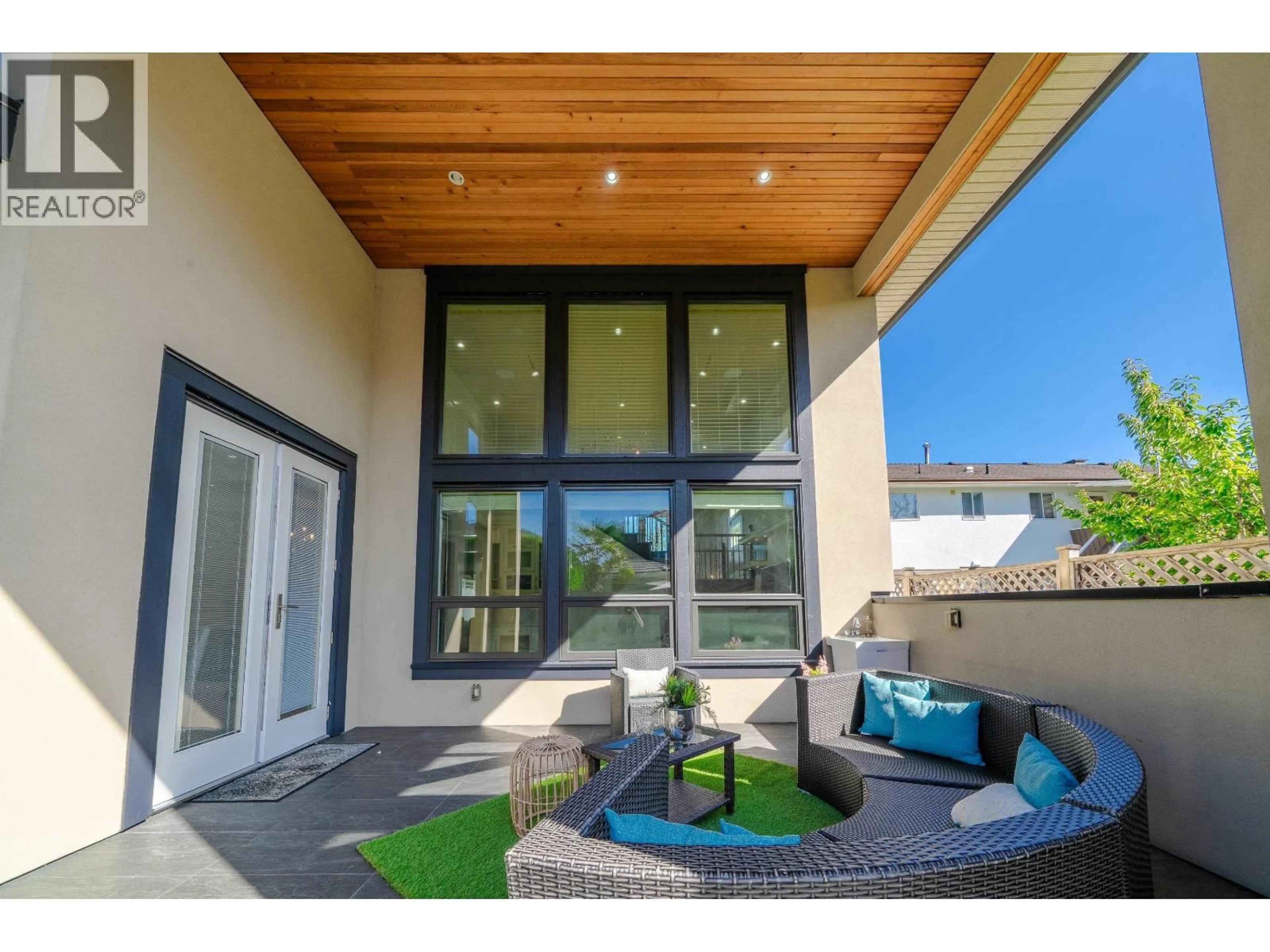 Patio, street for 8111 CATHAY ROAD, Richmond British Columbia V7C3C5