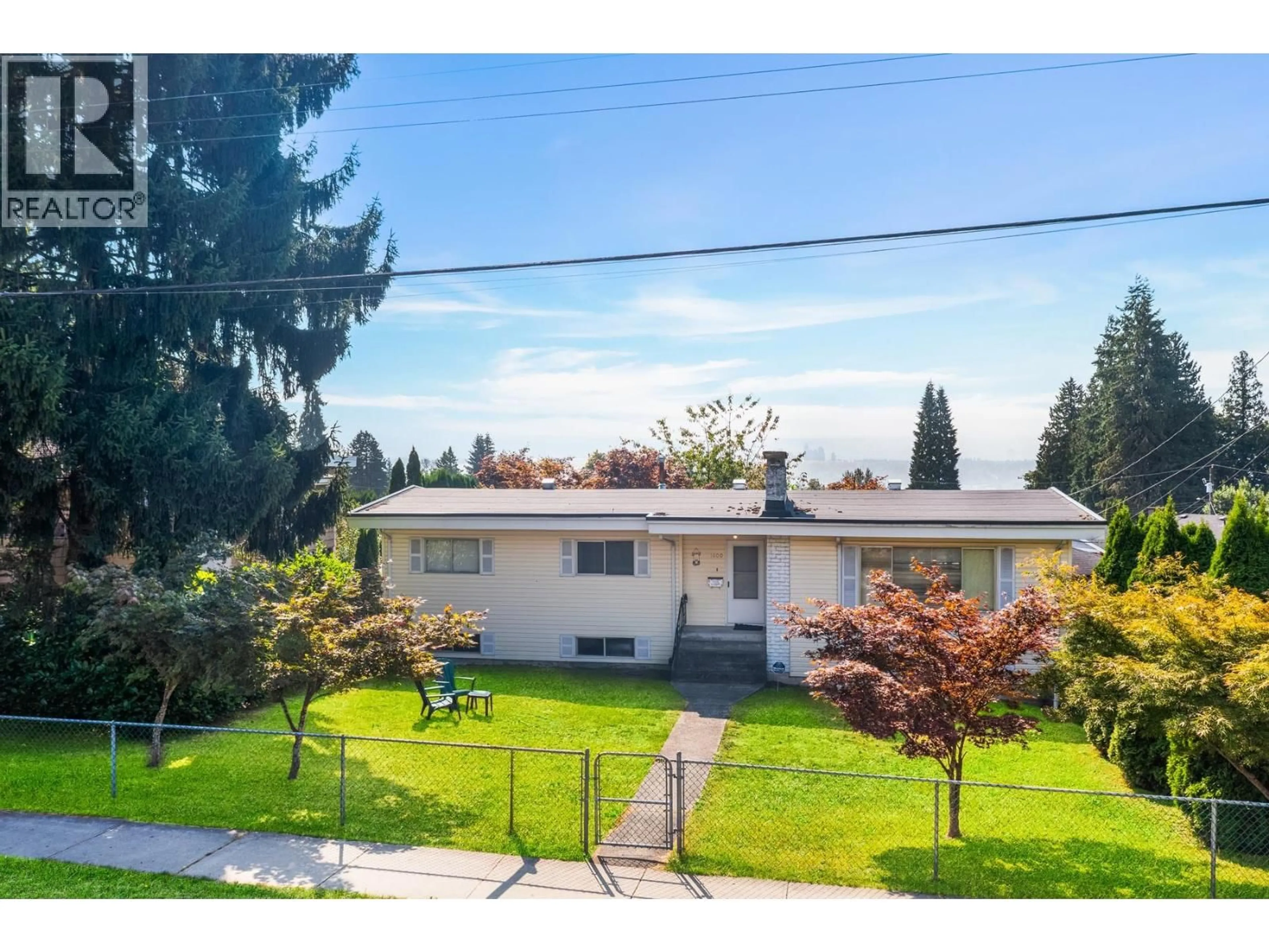 A pic from outside/outdoor area/front of a property/back of a property/a pic from drone, street for 1400 DANSEY AVENUE, Coquitlam British Columbia V3K3H8