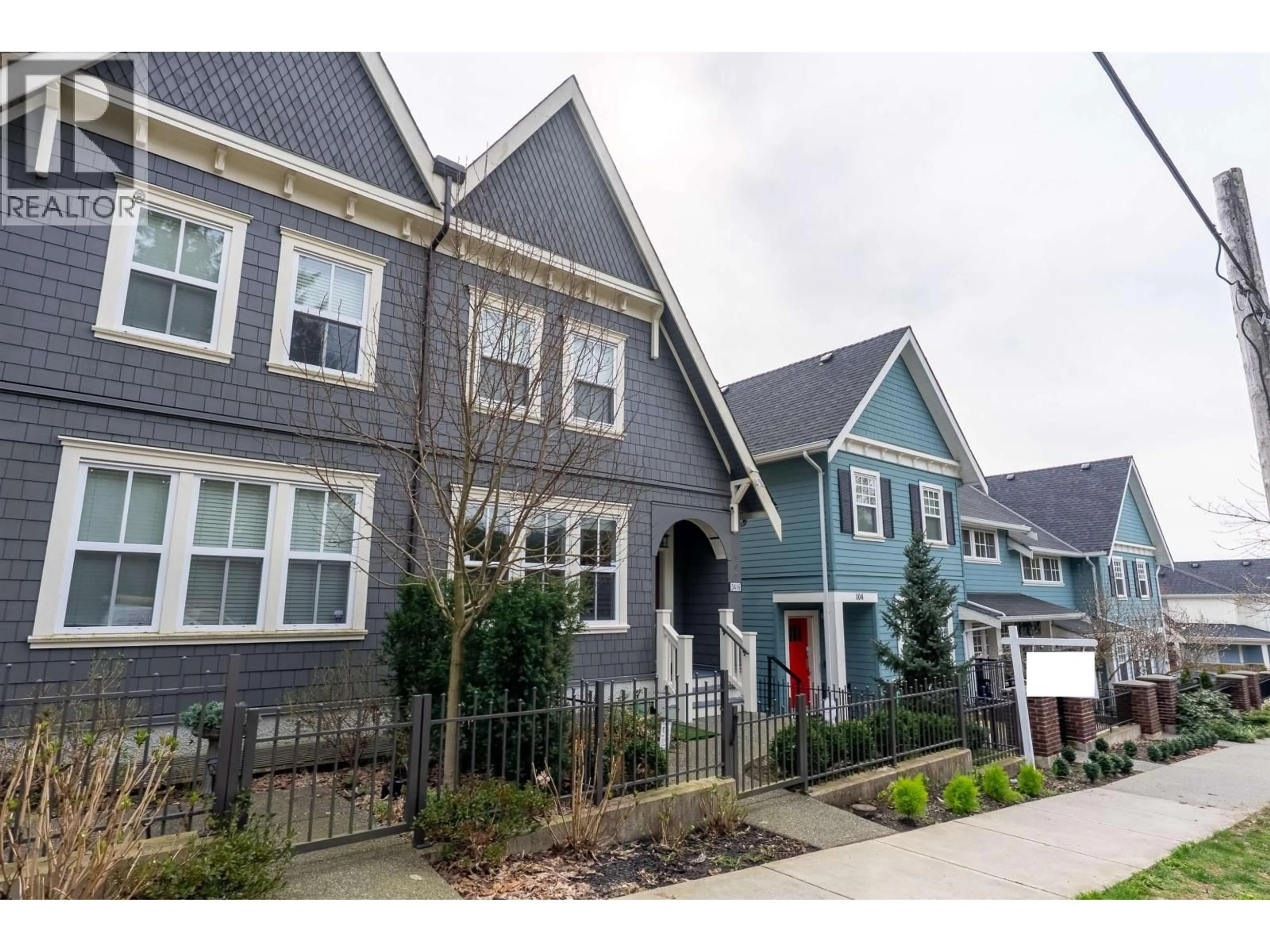 Home with vinyl exterior material, street for 101 - 3416 QUEENSTON AVENUE, Coquitlam British Columbia V3E3H1