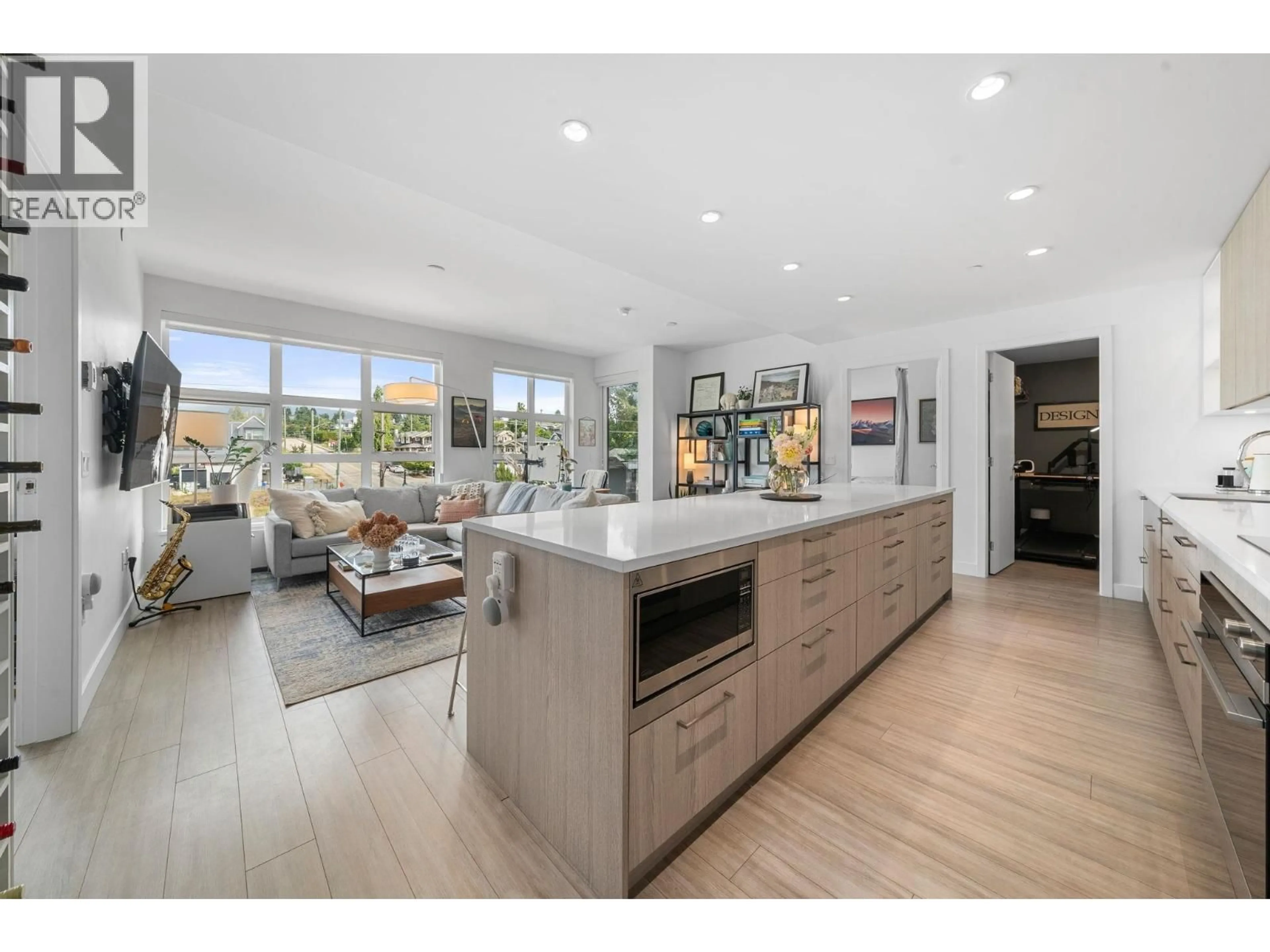 Open concept kitchen, unknown for 413 - 747 3RD STREET, North Vancouver British Columbia V7L1G8