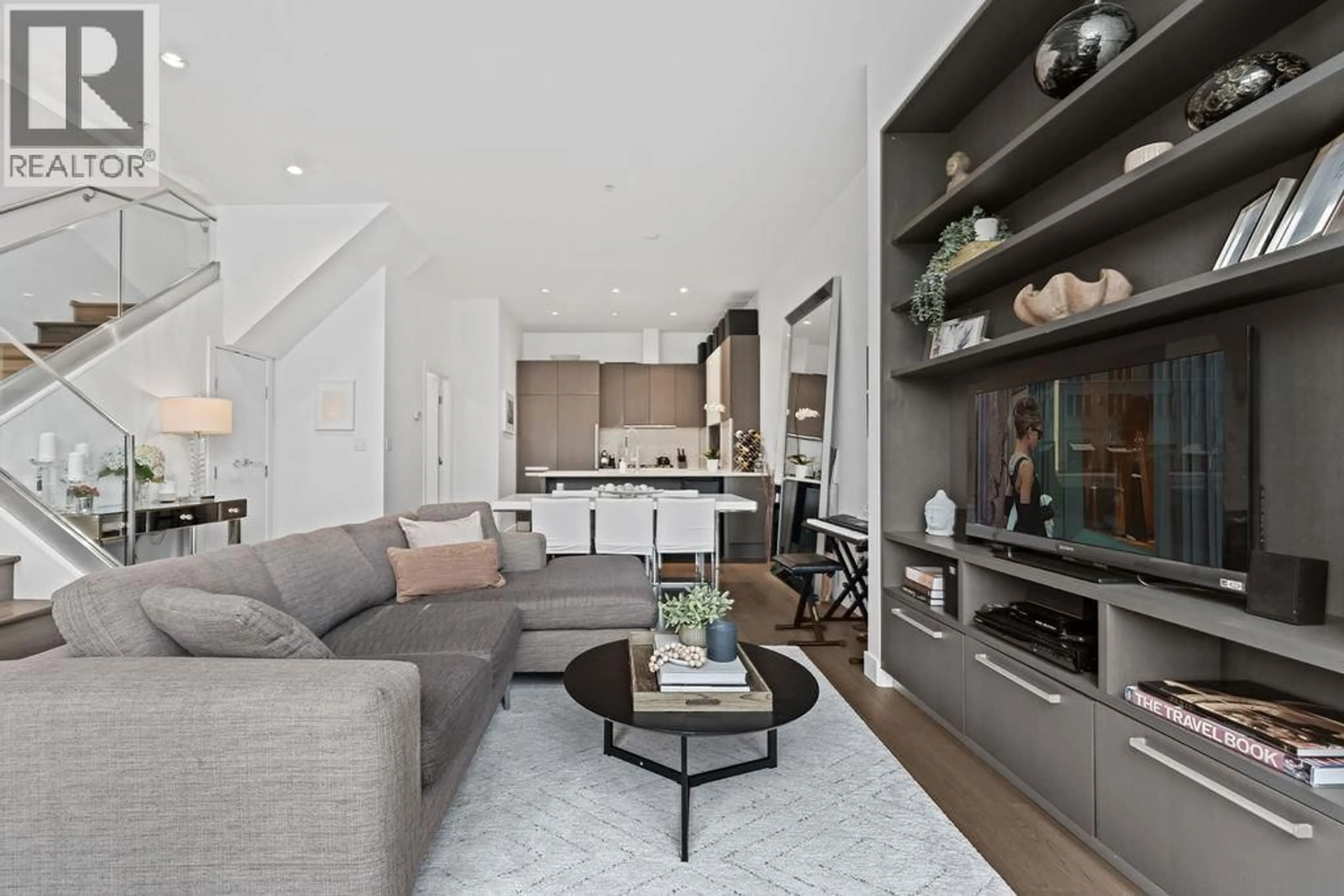 Living room with furniture, unknown for 230 1 AVENUE, Vancouver British Columbia V5Y3T2