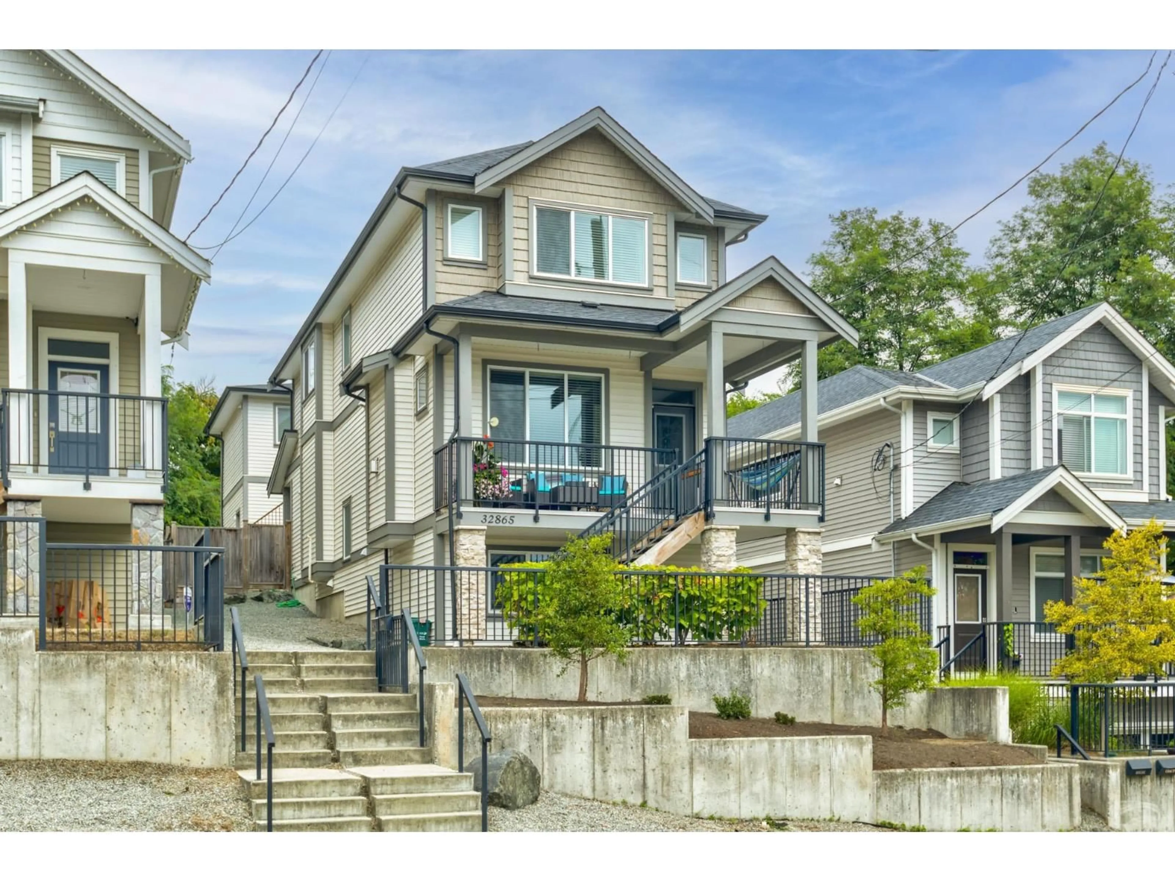 Unknown for 32865 3RD, Mission British Columbia V2V1M9