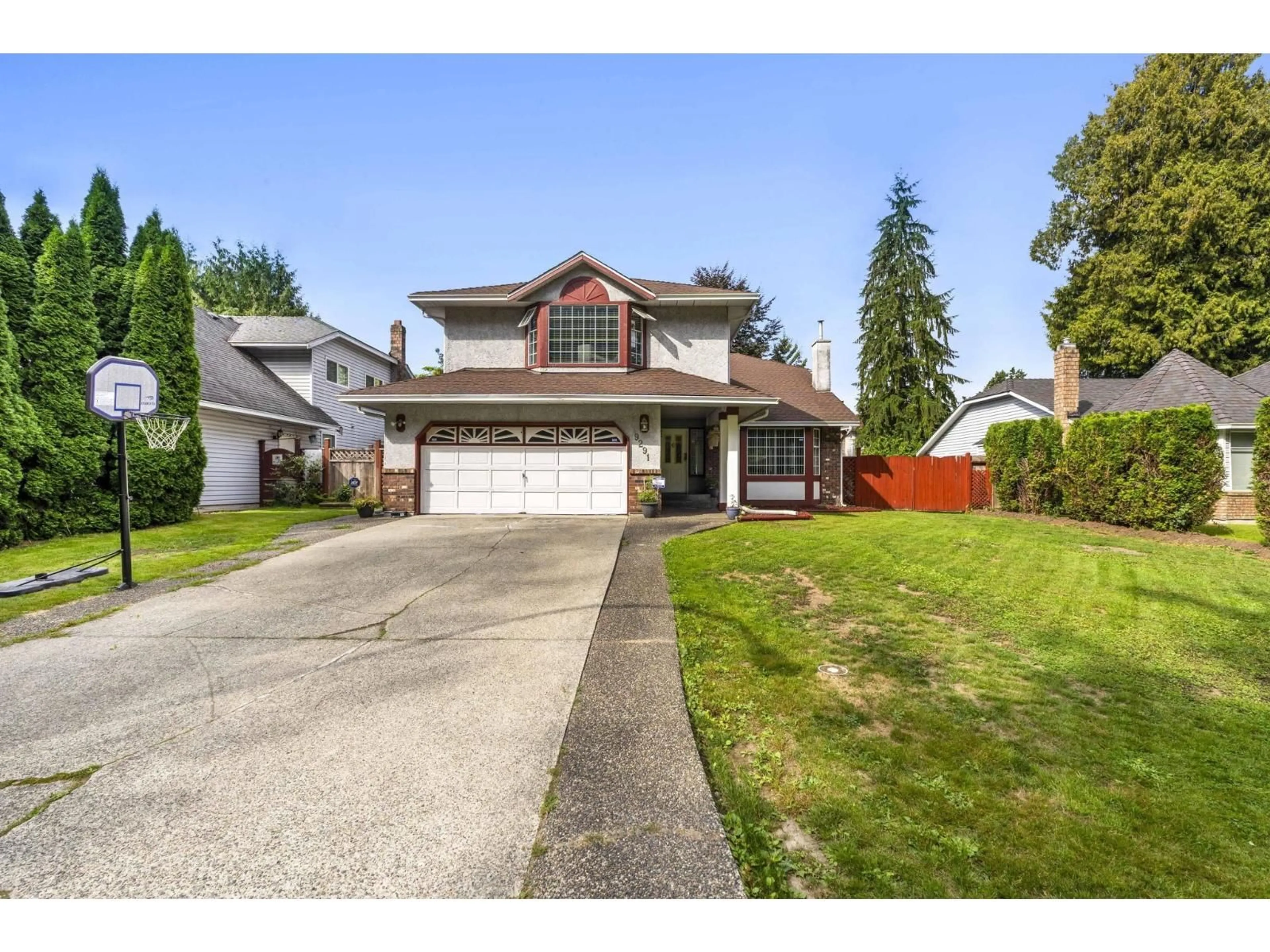 Home with vinyl exterior material, street for 9291 158, Surrey British Columbia V4N3C2