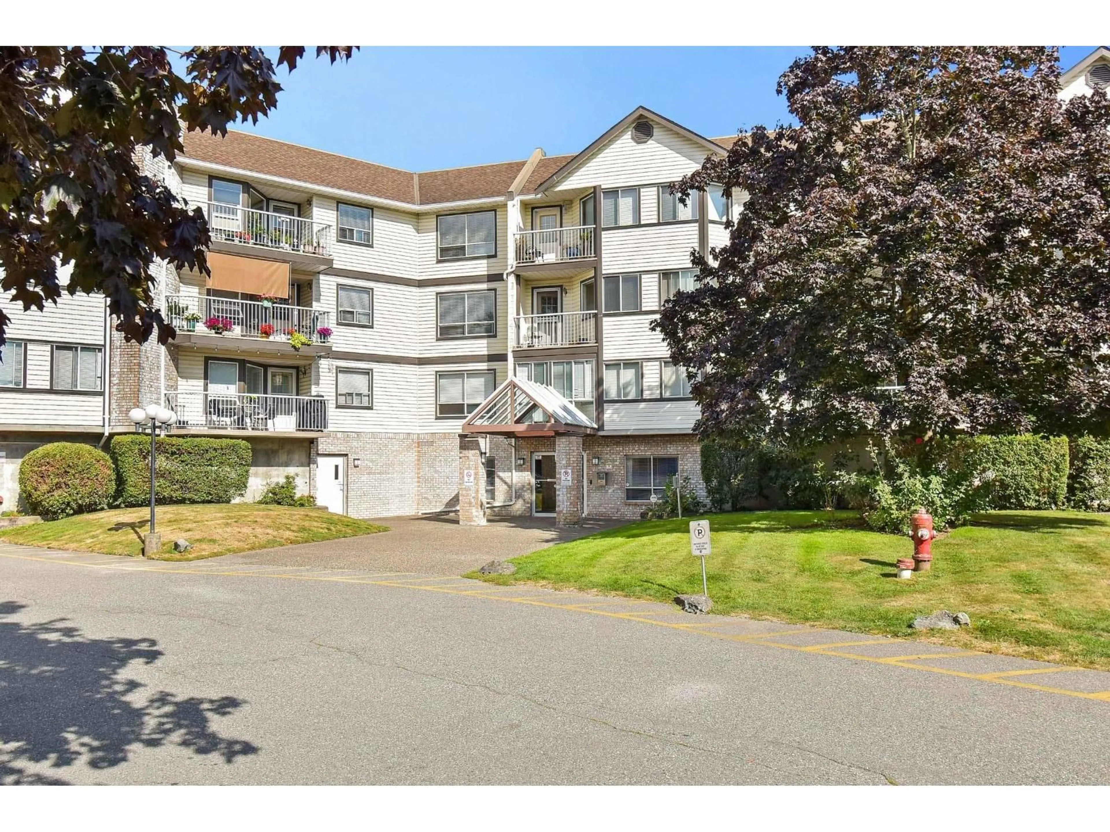 Unknown for 115 - 5710 201, Langley British Columbia V3A8R8