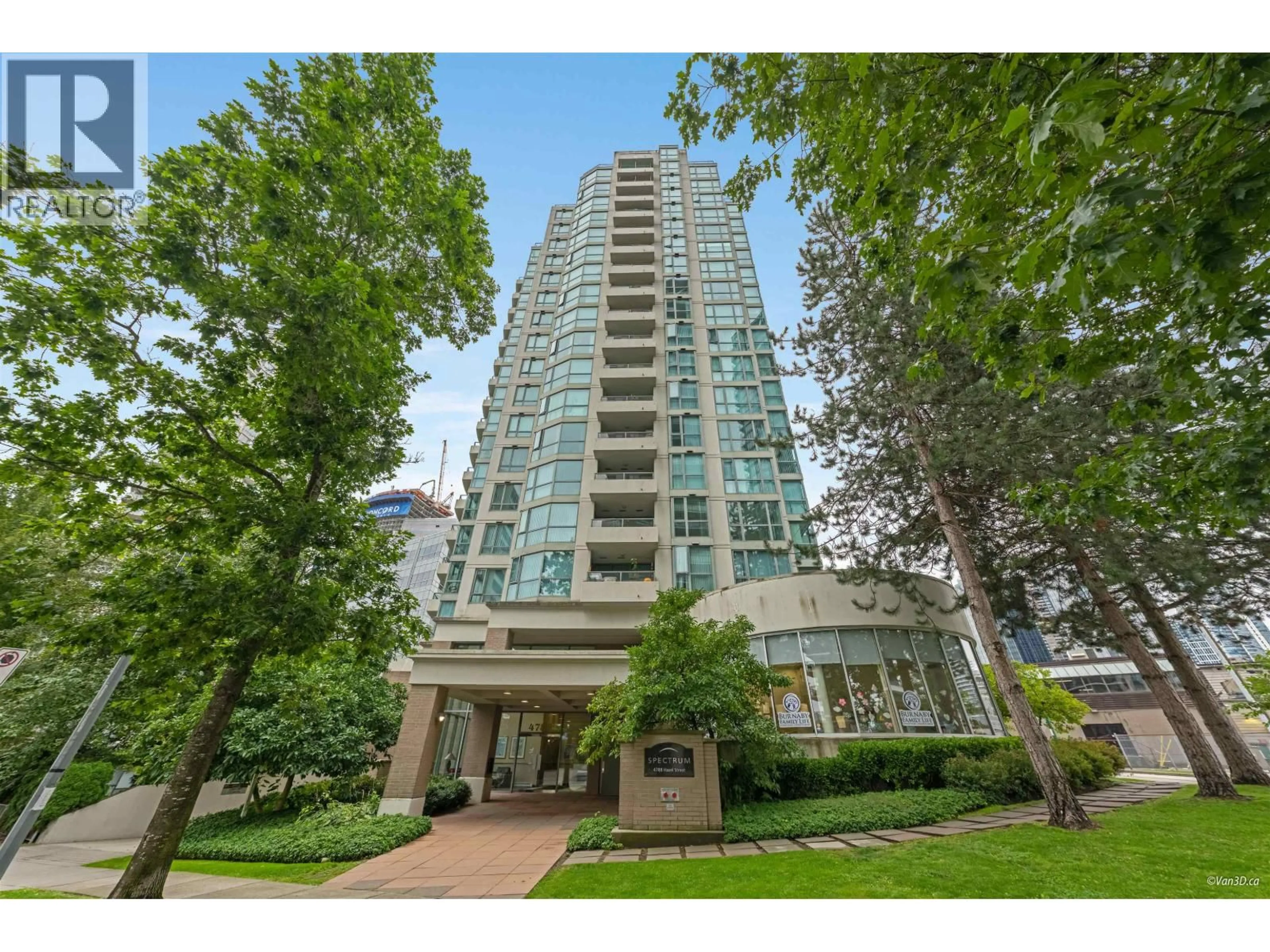 Indoor foyer for 1503 - 4788 HAZEL STREET, Burnaby British Columbia V5H4V9