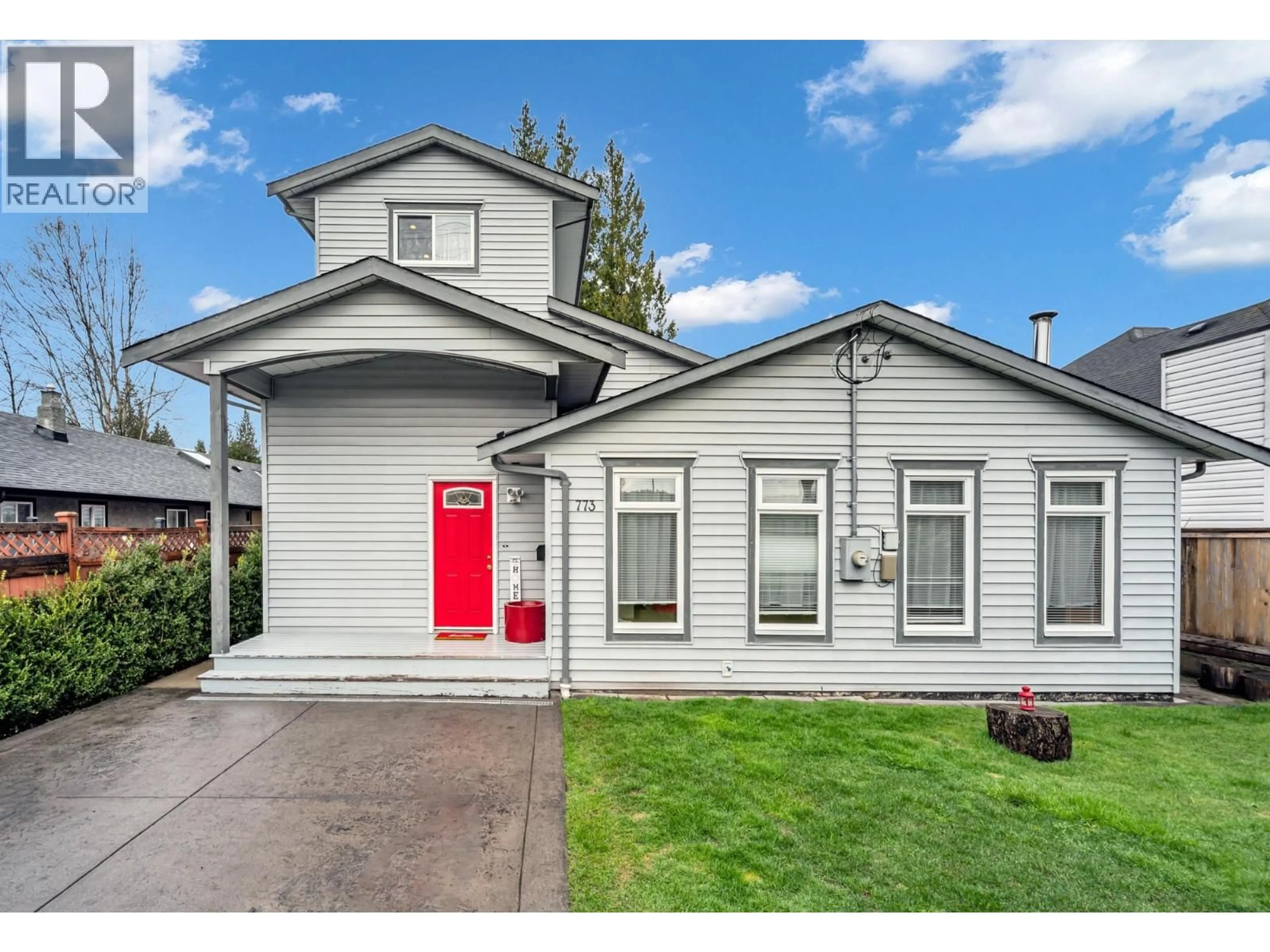 Home with vinyl exterior material, street for 773 PRAIRIE AVENUE, Port Coquitlam British Columbia V3B1R9