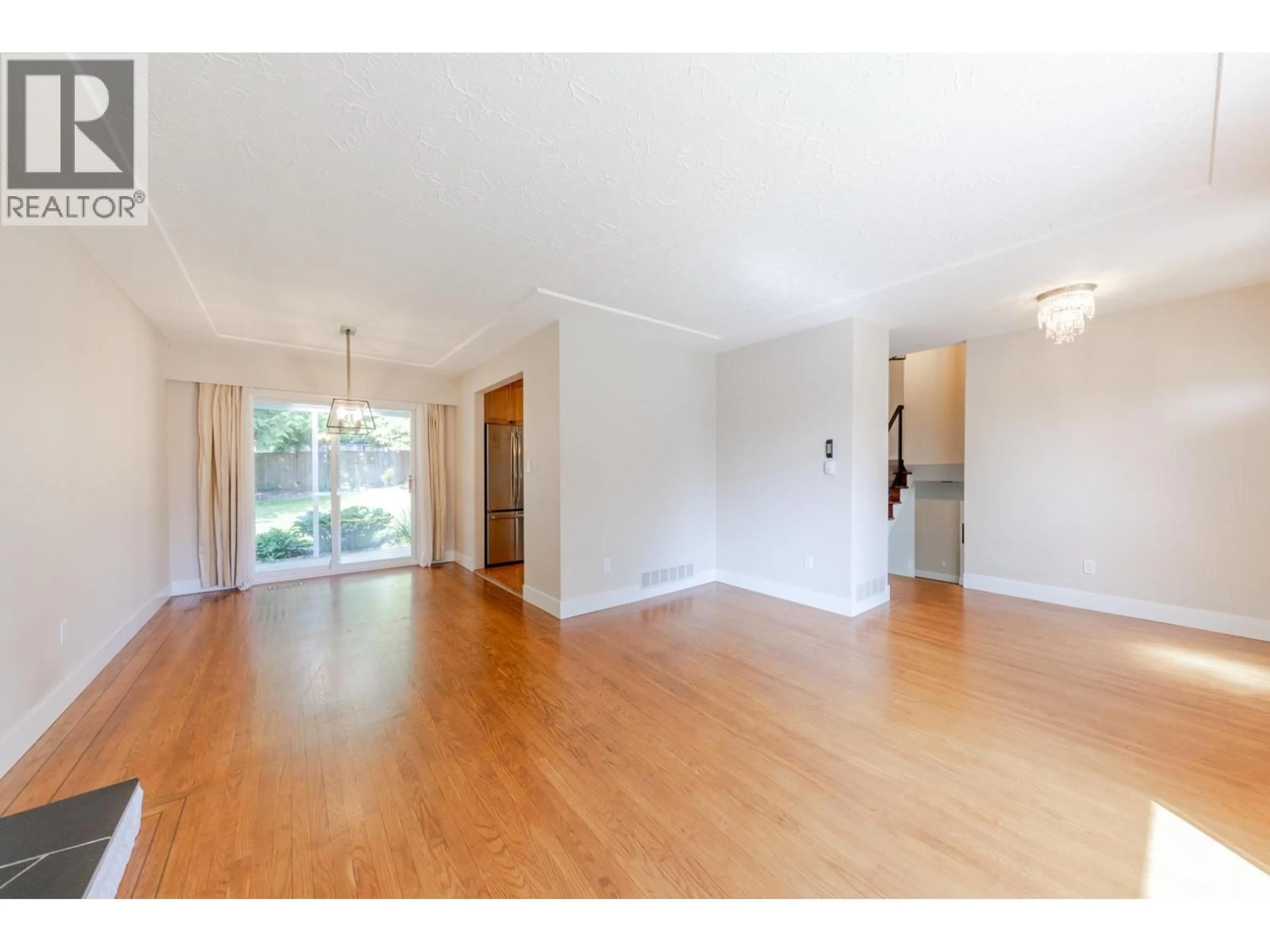 Unknown for 3729 WELLINGTON STREET, Port Coquitlam British Columbia V3B3Y9