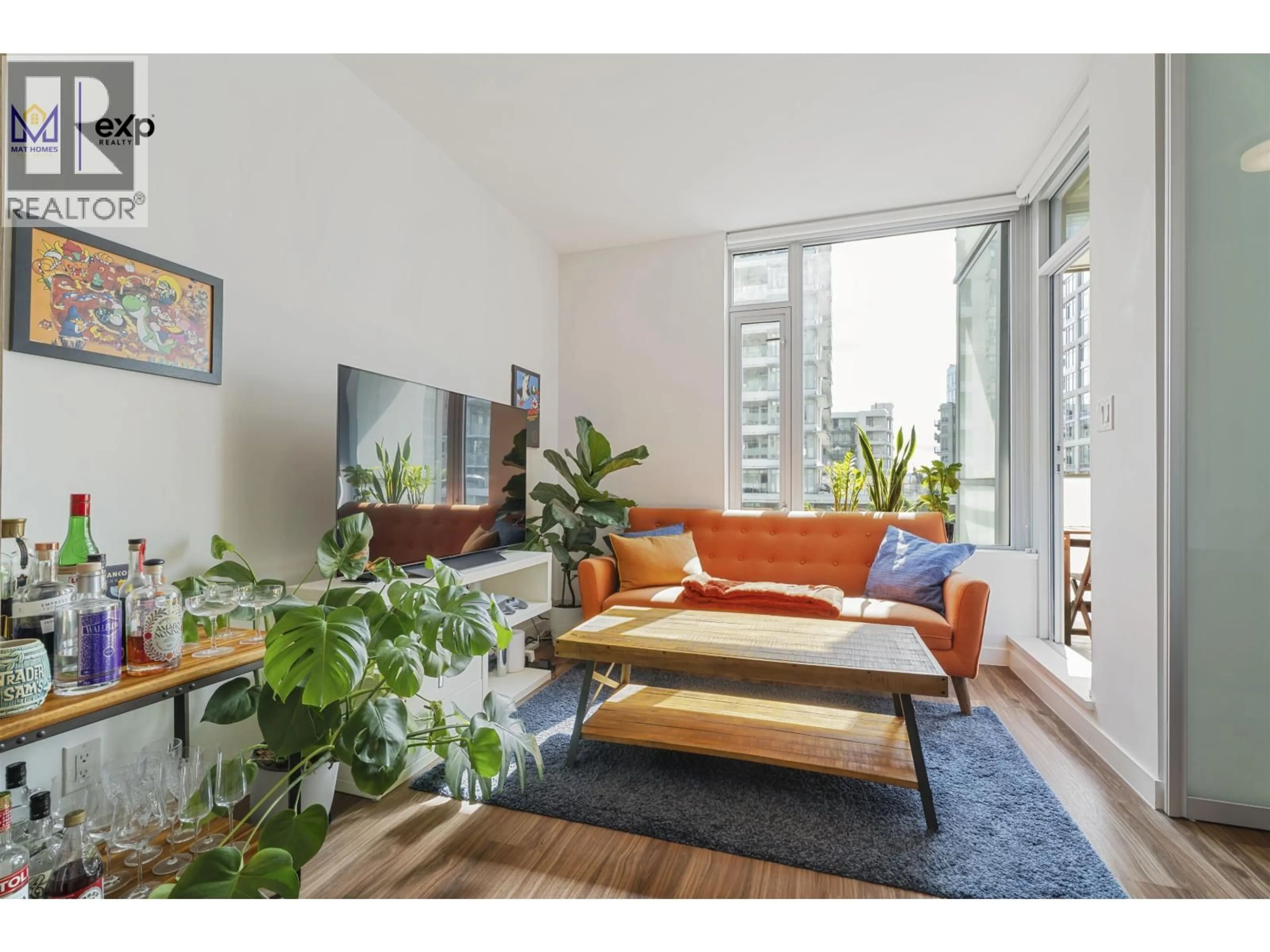 Living room with furniture, unknown for 406 - 1661 QUEBEC STREET, Vancouver British Columbia V6A0H2