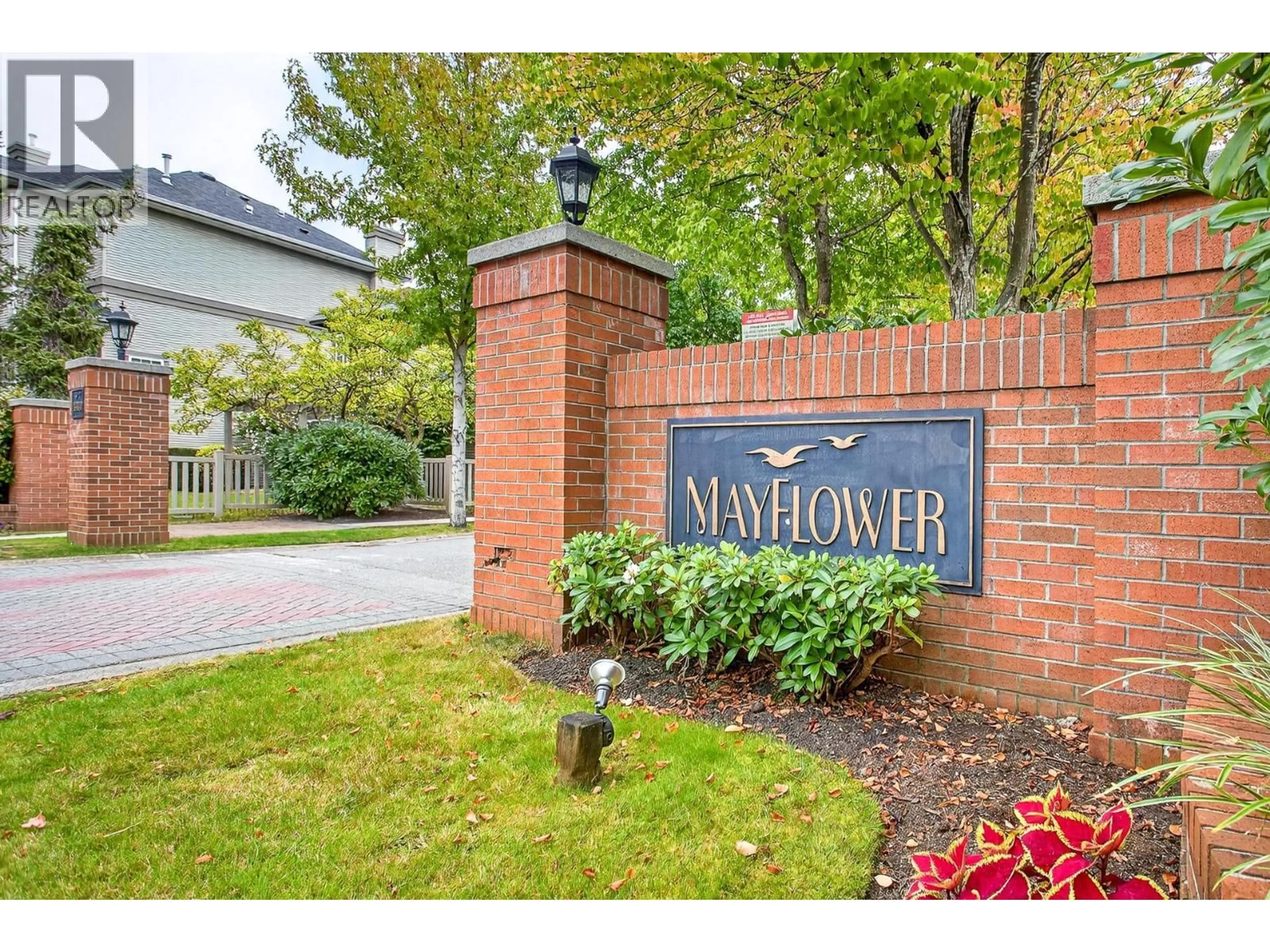 Indoor foyer for 113 - 3880 WESTMINSTER HIGHWAY, Richmond British Columbia V7C5S1