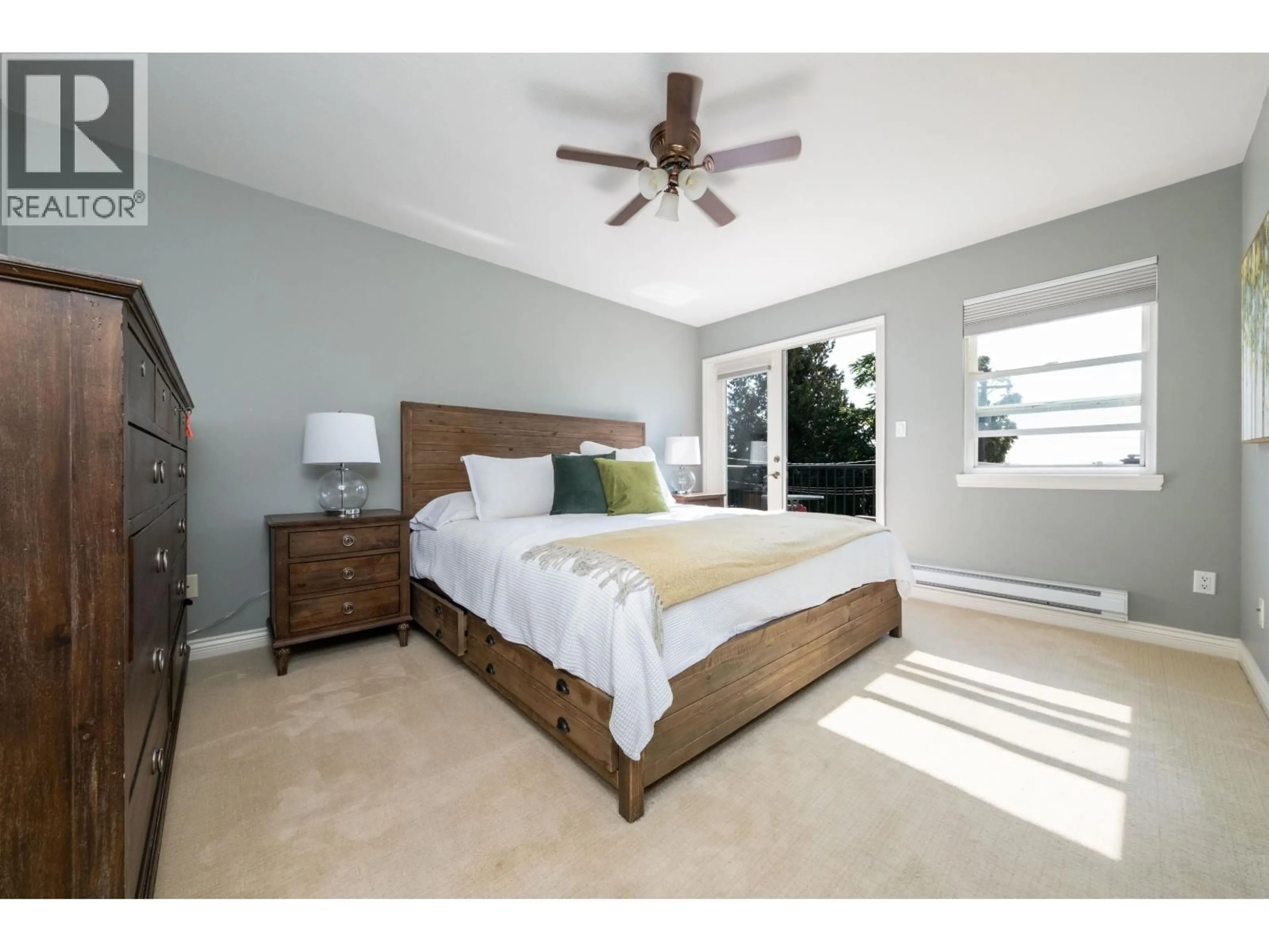 Bedroom with bed, unknown for 369 5TH STREET, North Vancouver British Columbia V7L1M1