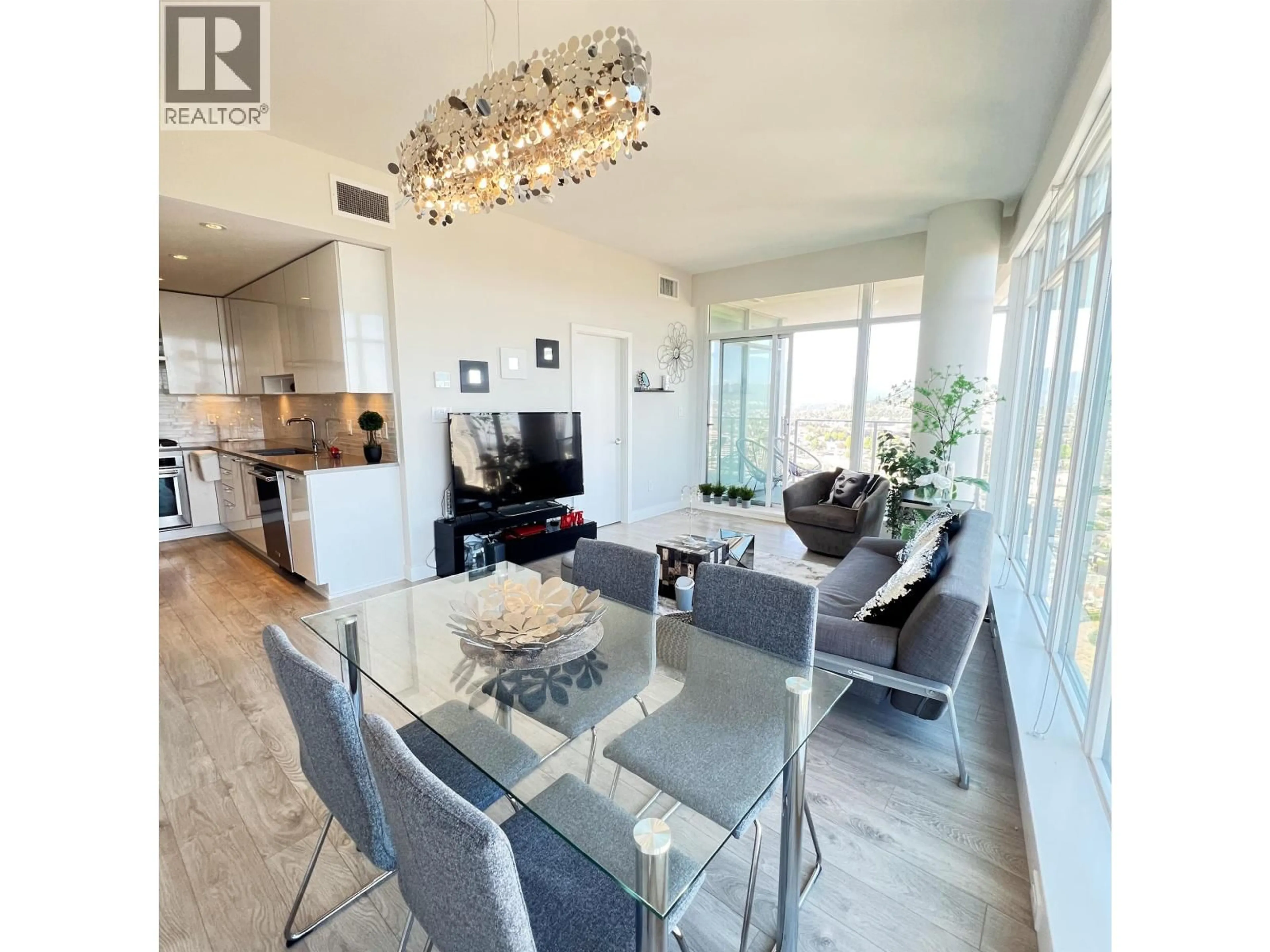 Open concept kitchen, unknown for 4110 - 1788 GILMORE AVENUE, Burnaby British Columbia V5C0L5
