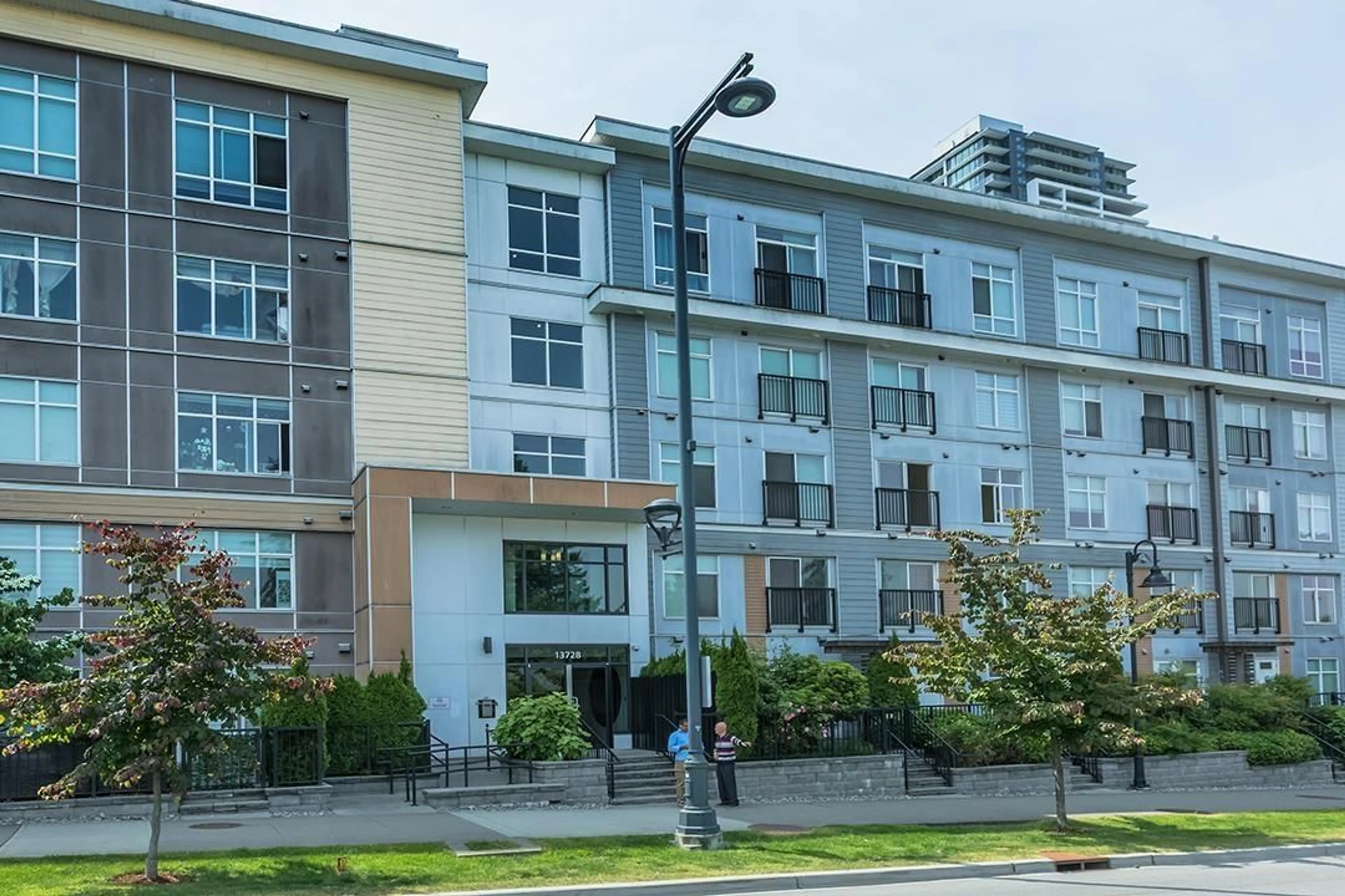 Patio, unknown for 521 - 13728 108, Surrey British Columbia V3T0G2