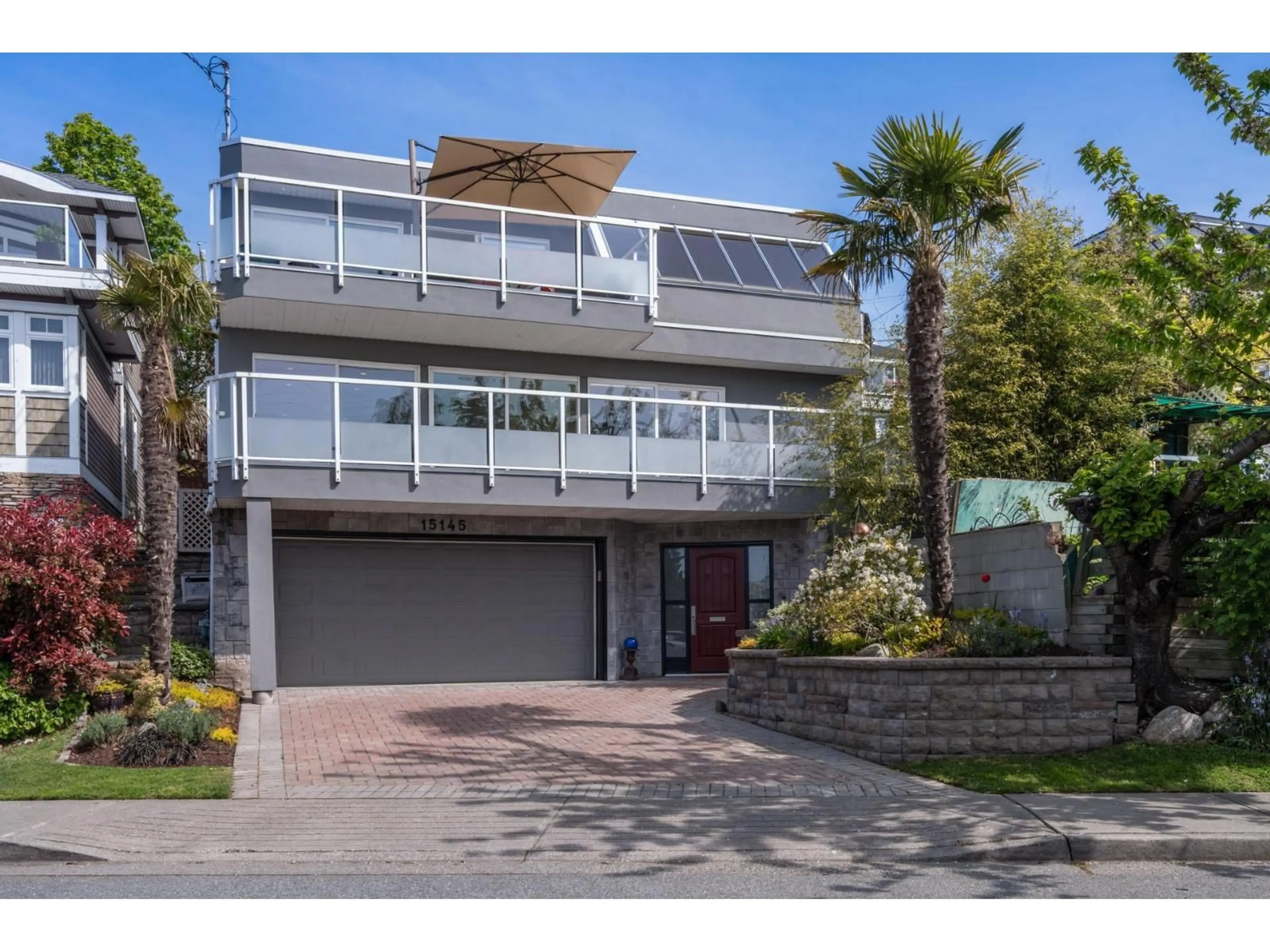 Home with brick exterior material, street for 15145 VICTORIA, White Rock British Columbia V4B1G5