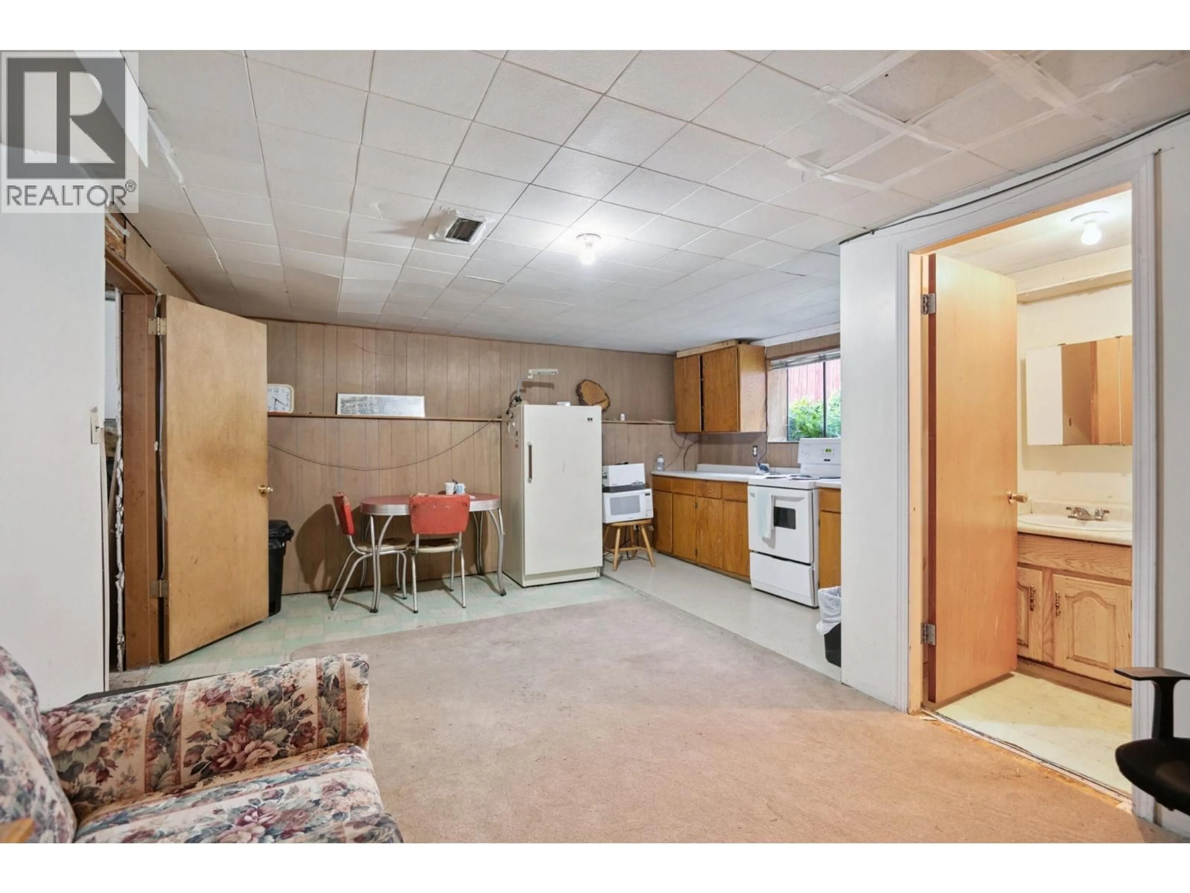 Unknown for 4587 KNIGHT STREET, Vancouver British Columbia V5N3M8