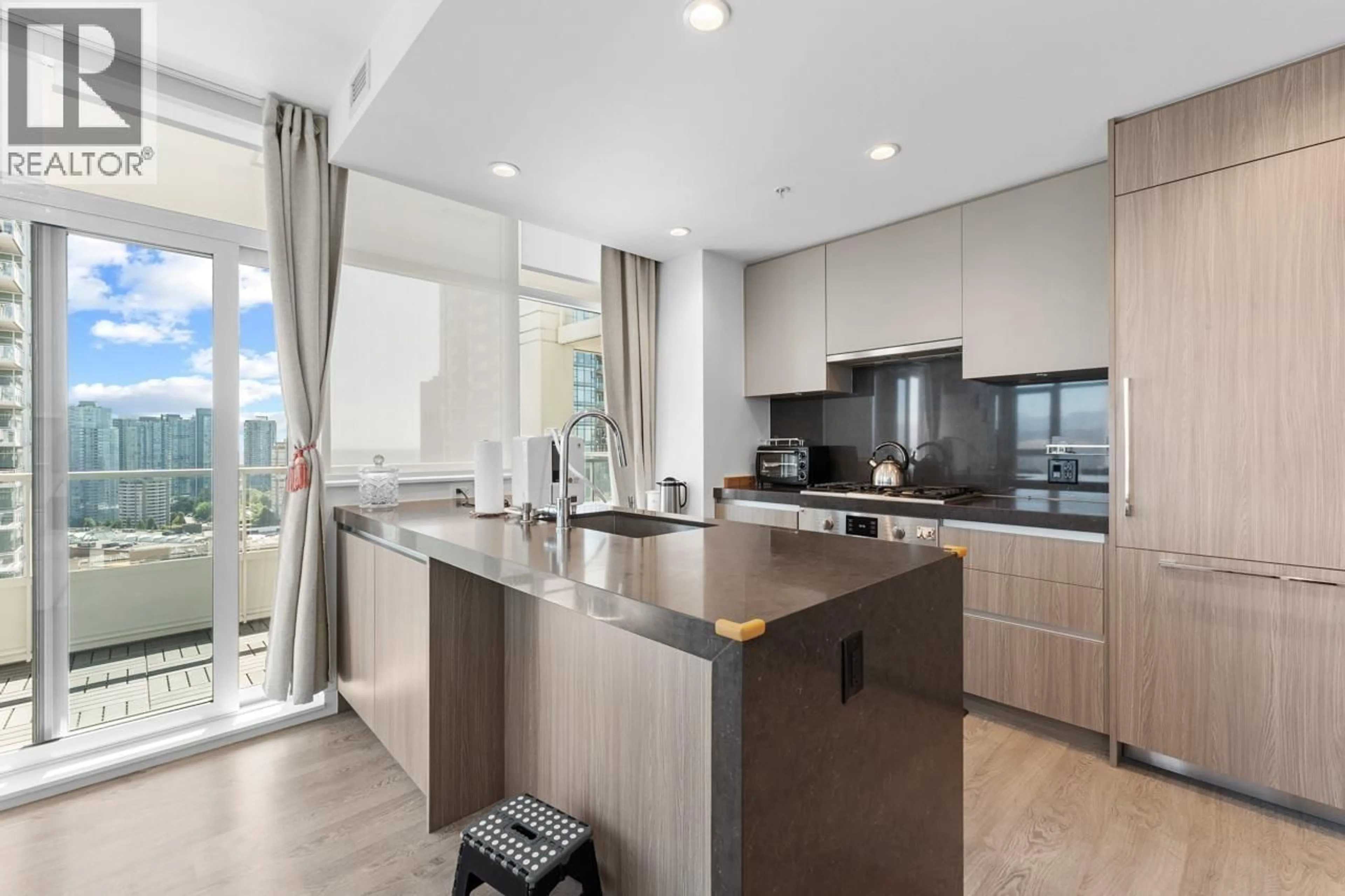 Open concept kitchen, unknown for 2507 - 6080 MCKAY AVENUE, Burnaby British Columbia V5H0J4