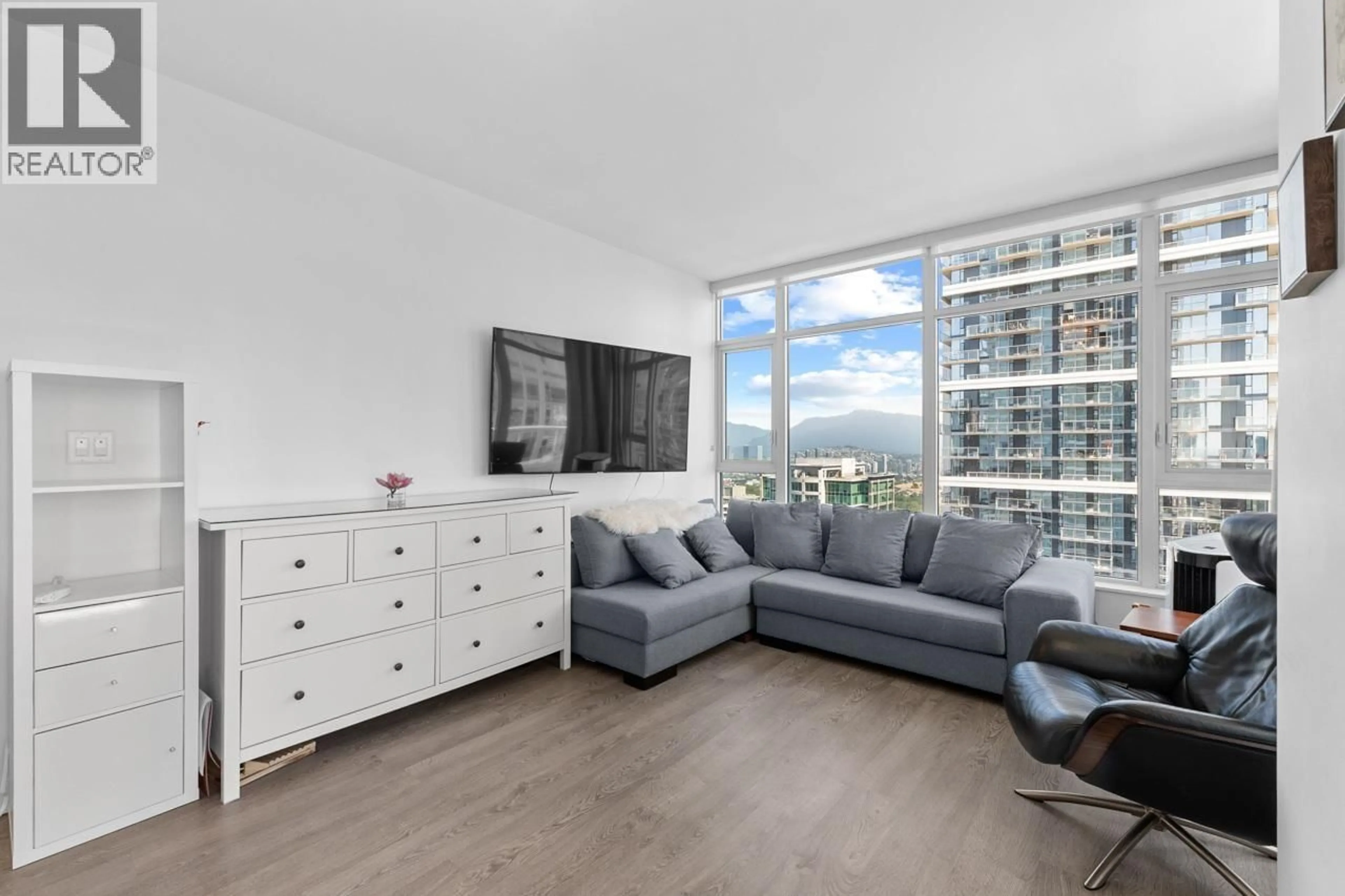 Living room with furniture, unknown for 2507 - 6080 MCKAY AVENUE, Burnaby British Columbia V5H0J4