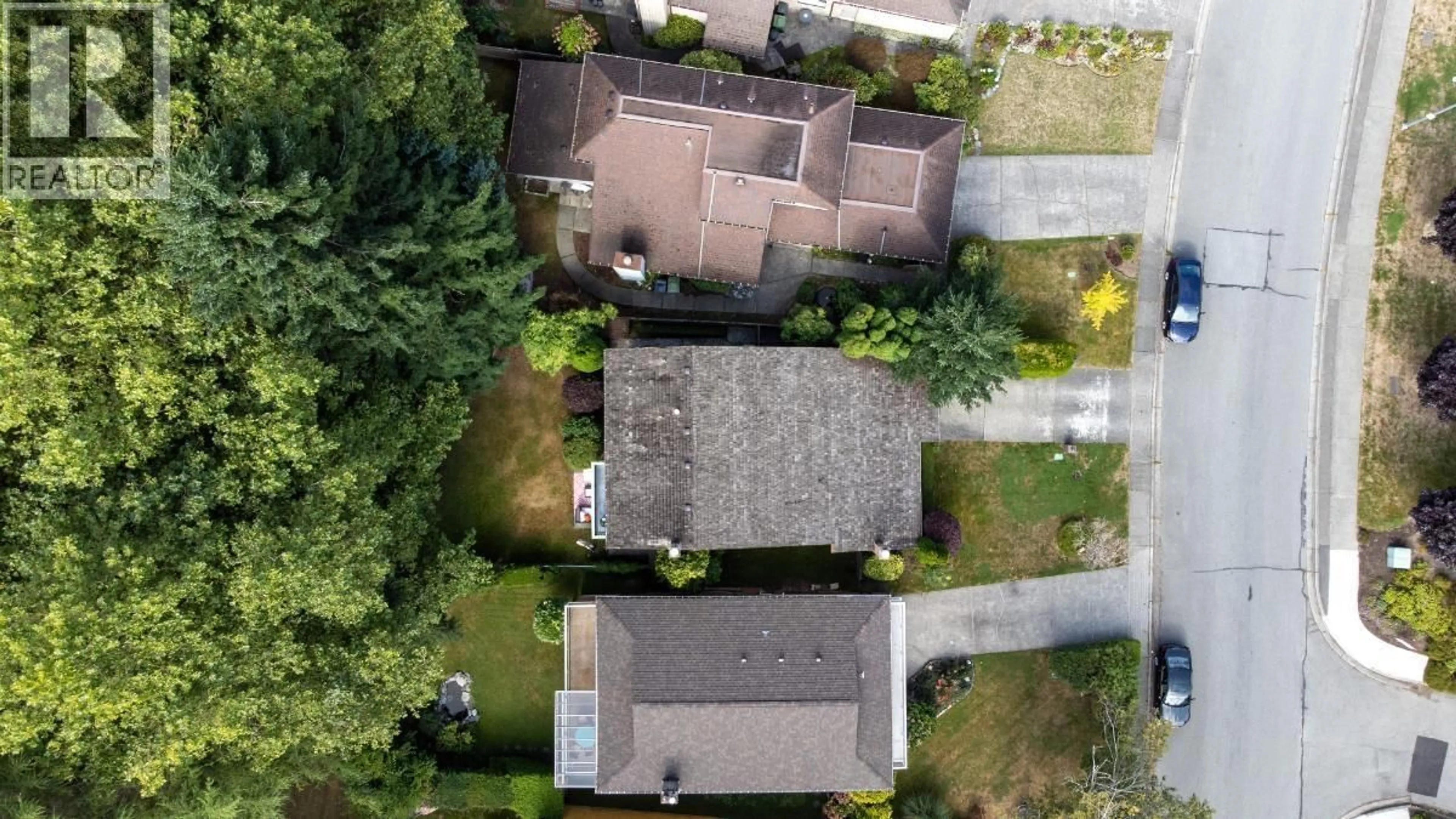 A pic from outside/outdoor area/front of a property/back of a property/a pic from drone, street for 9231 PARKSVILLE DRIVE, Richmond British Columbia V7E4K1
