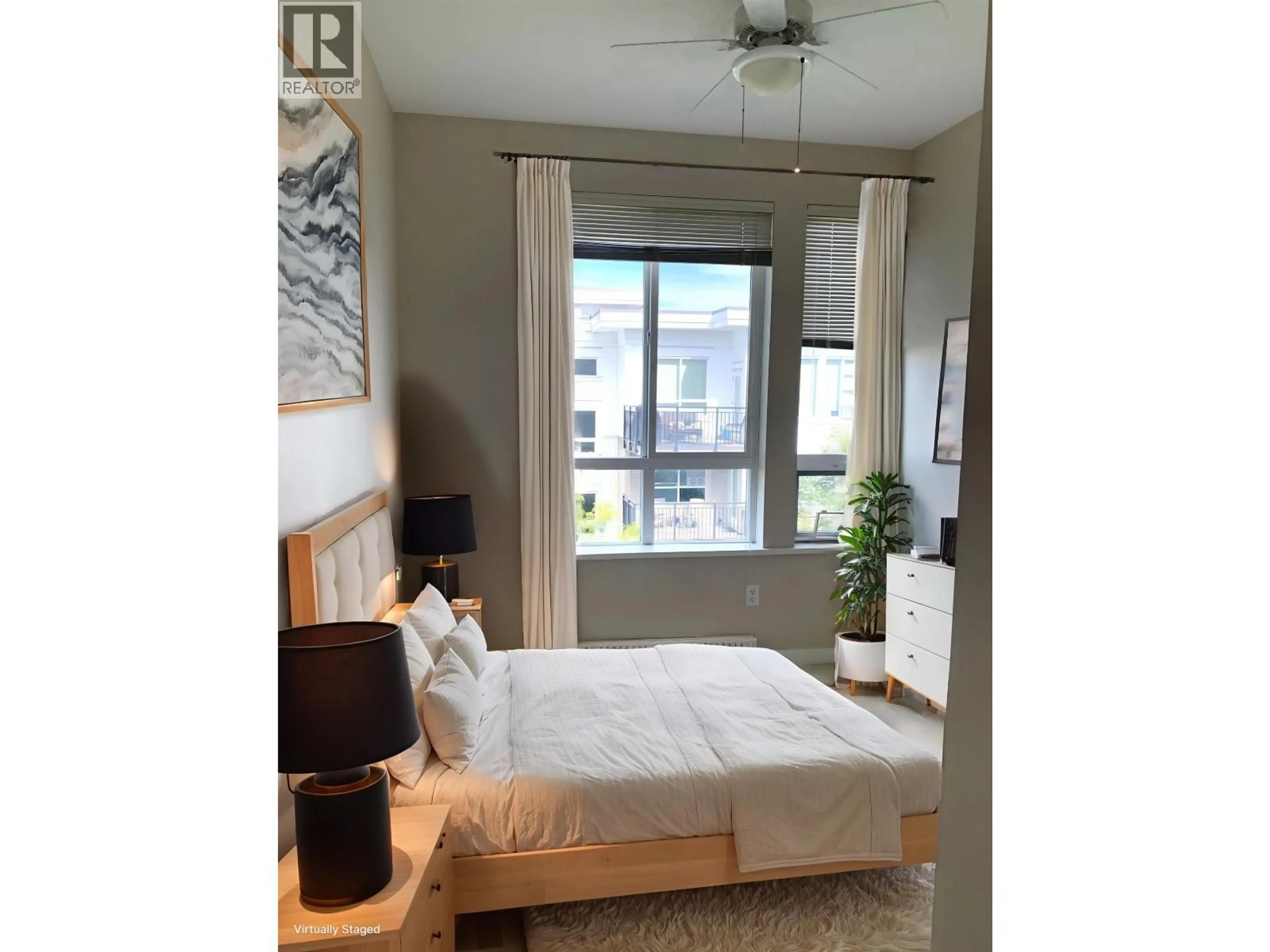 Bedroom with bed, wood/laminate floor for 415 - 9399 TOMICKI AVENUE, Richmond British Columbia V6X0H6
