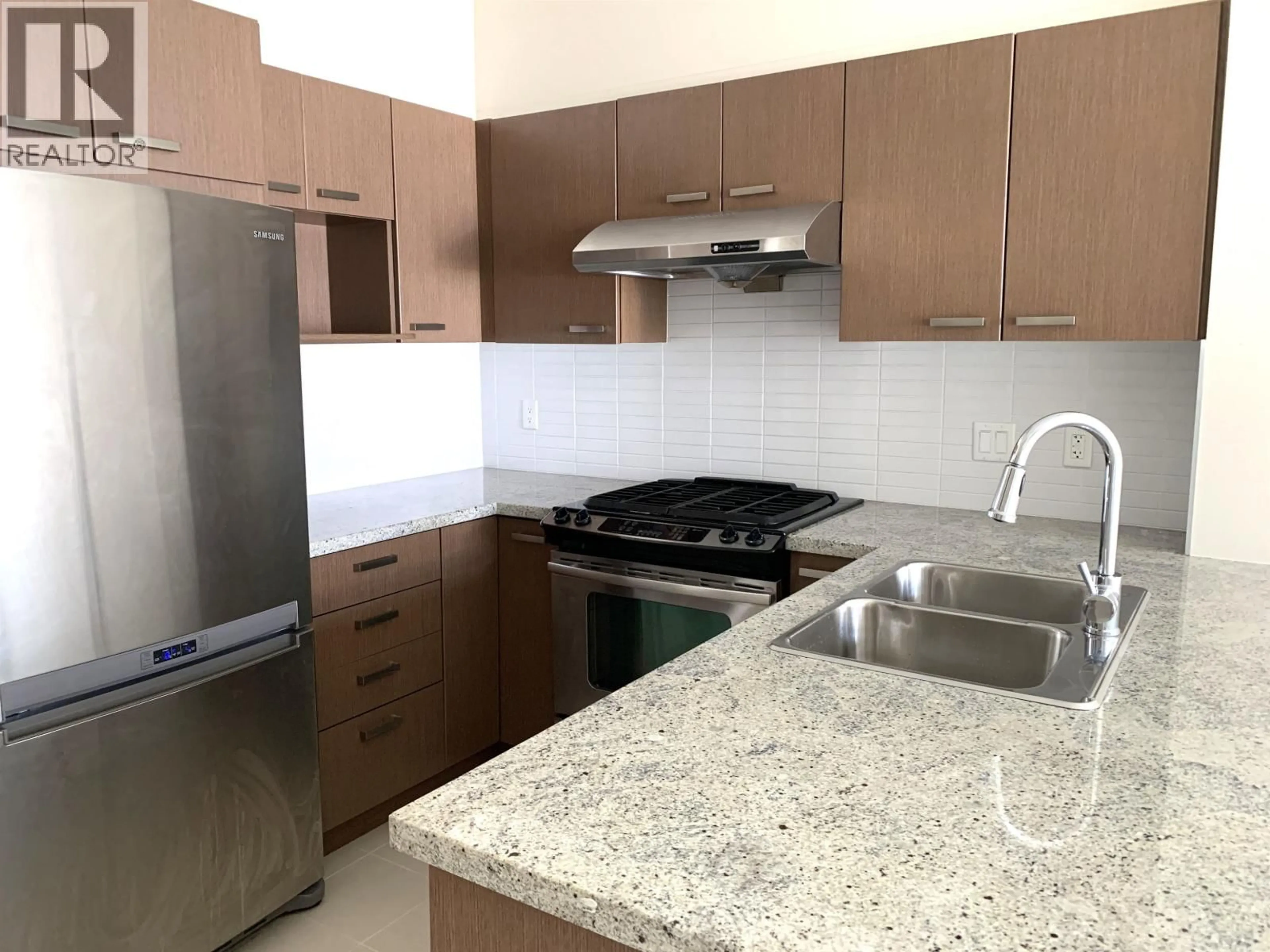 Standard kitchen, unknown for 415 - 9399 TOMICKI AVENUE, Richmond British Columbia V6X0H6