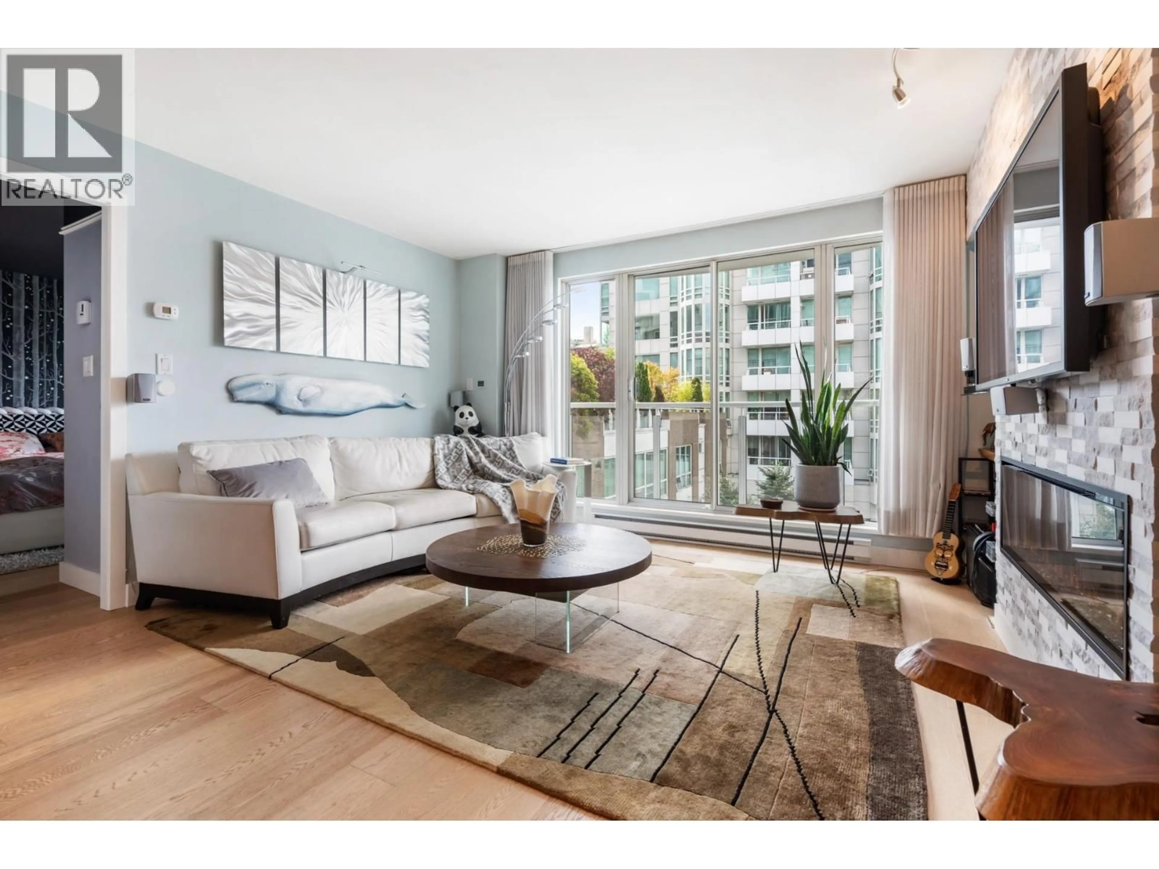 Living room with furniture, unknown for 515 - 888 BEACH AVENUE, Vancouver British Columbia V6Z2P9
