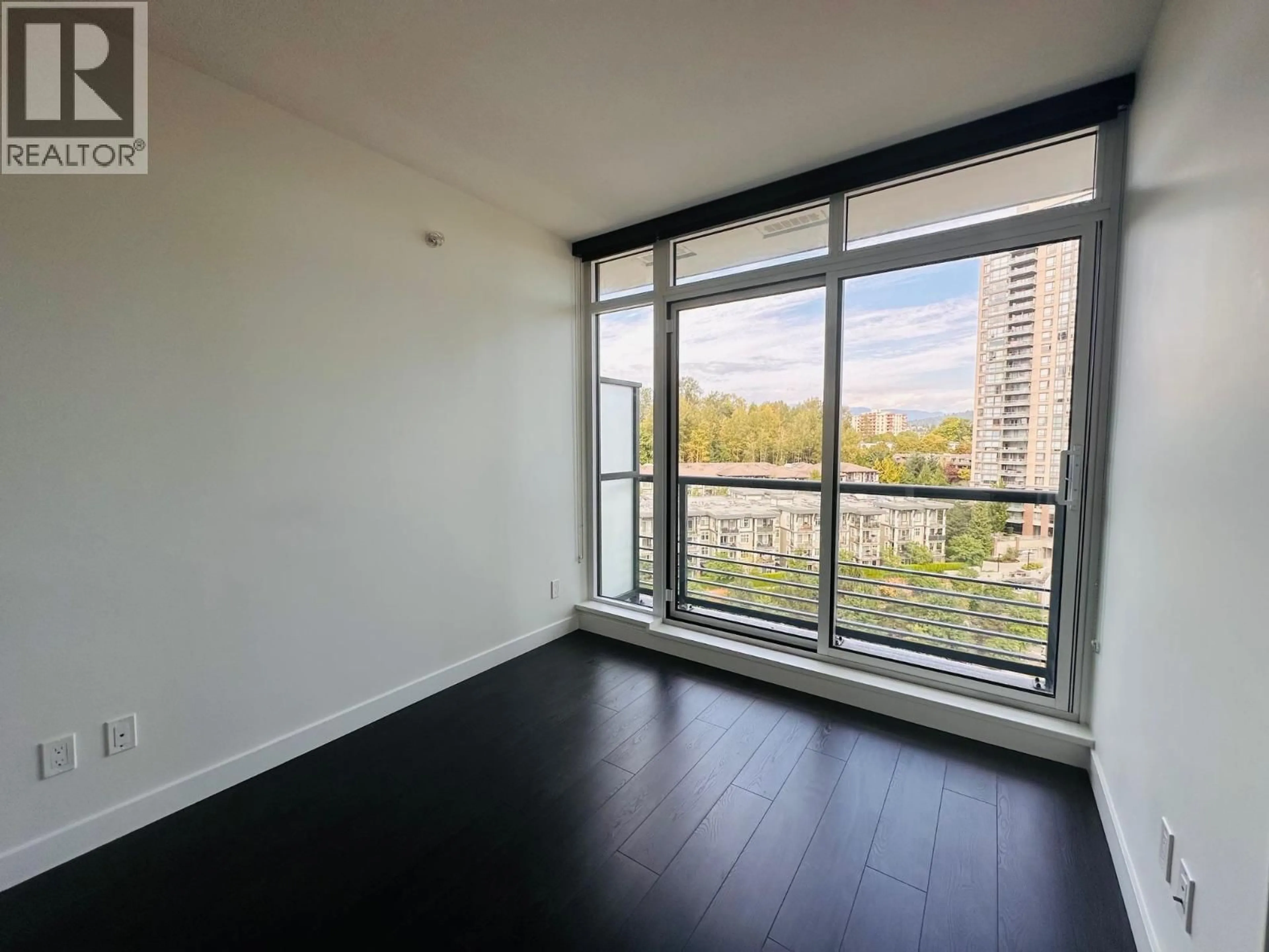 A pic of a room for 1009 - 4730 LOUGHEED HIGHWAY, Burnaby British Columbia V5C4A8