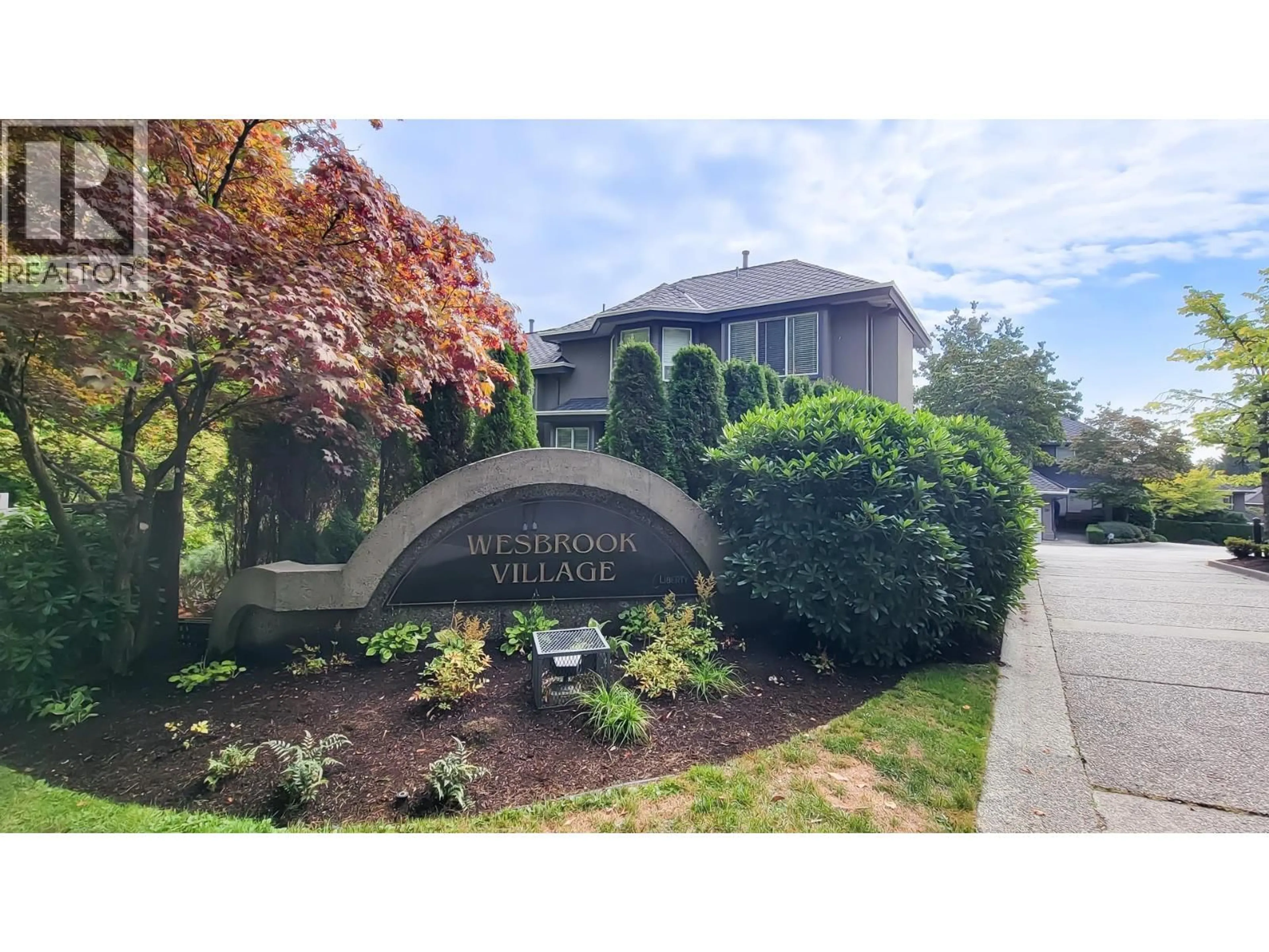 Unknown for 8 - 2990 PANORAMA DRIVE, Coquitlam British Columbia V3E2W5