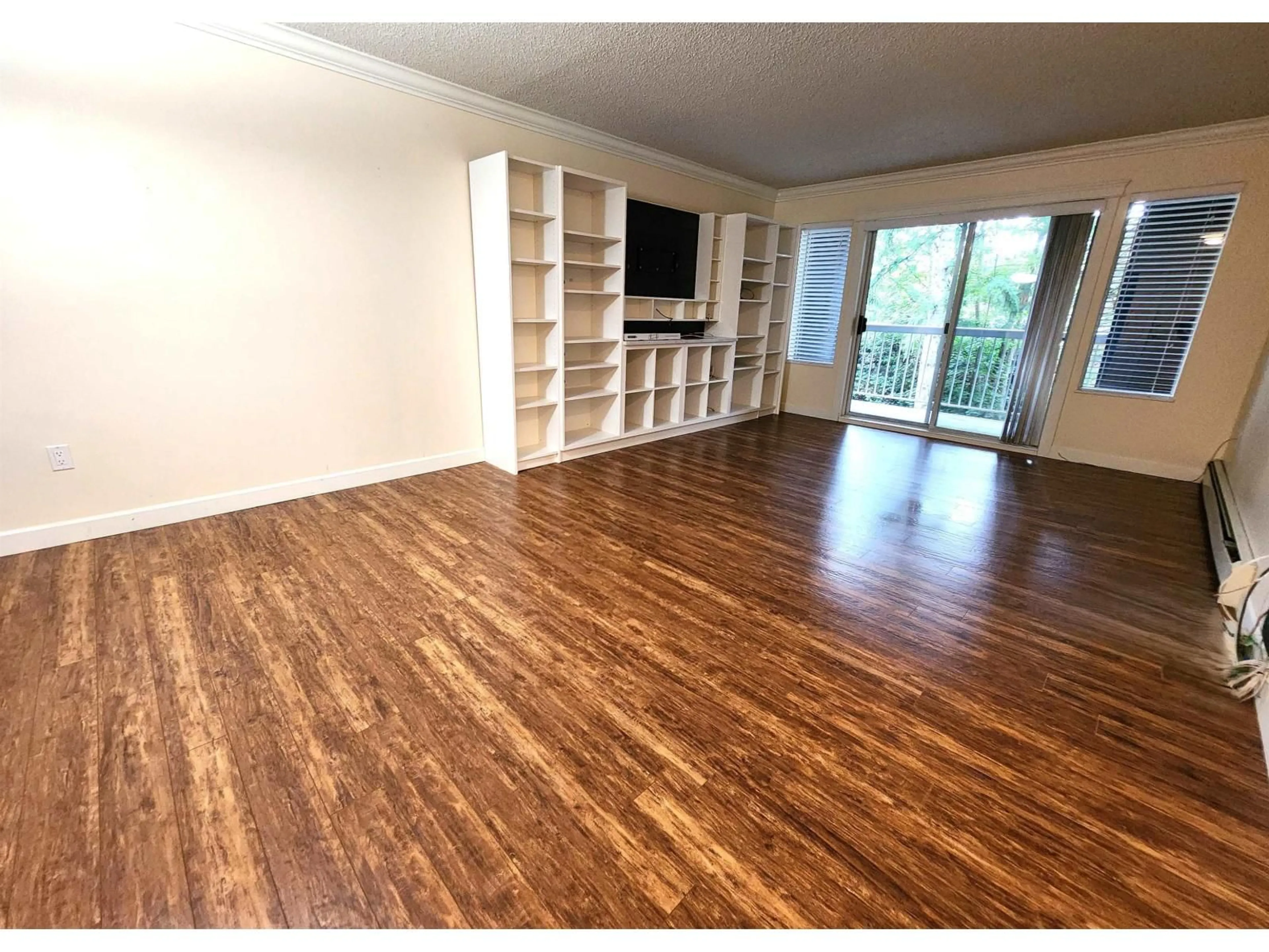 A pic of a room for 102 - 5664 200, Langley British Columbia V3A1M8