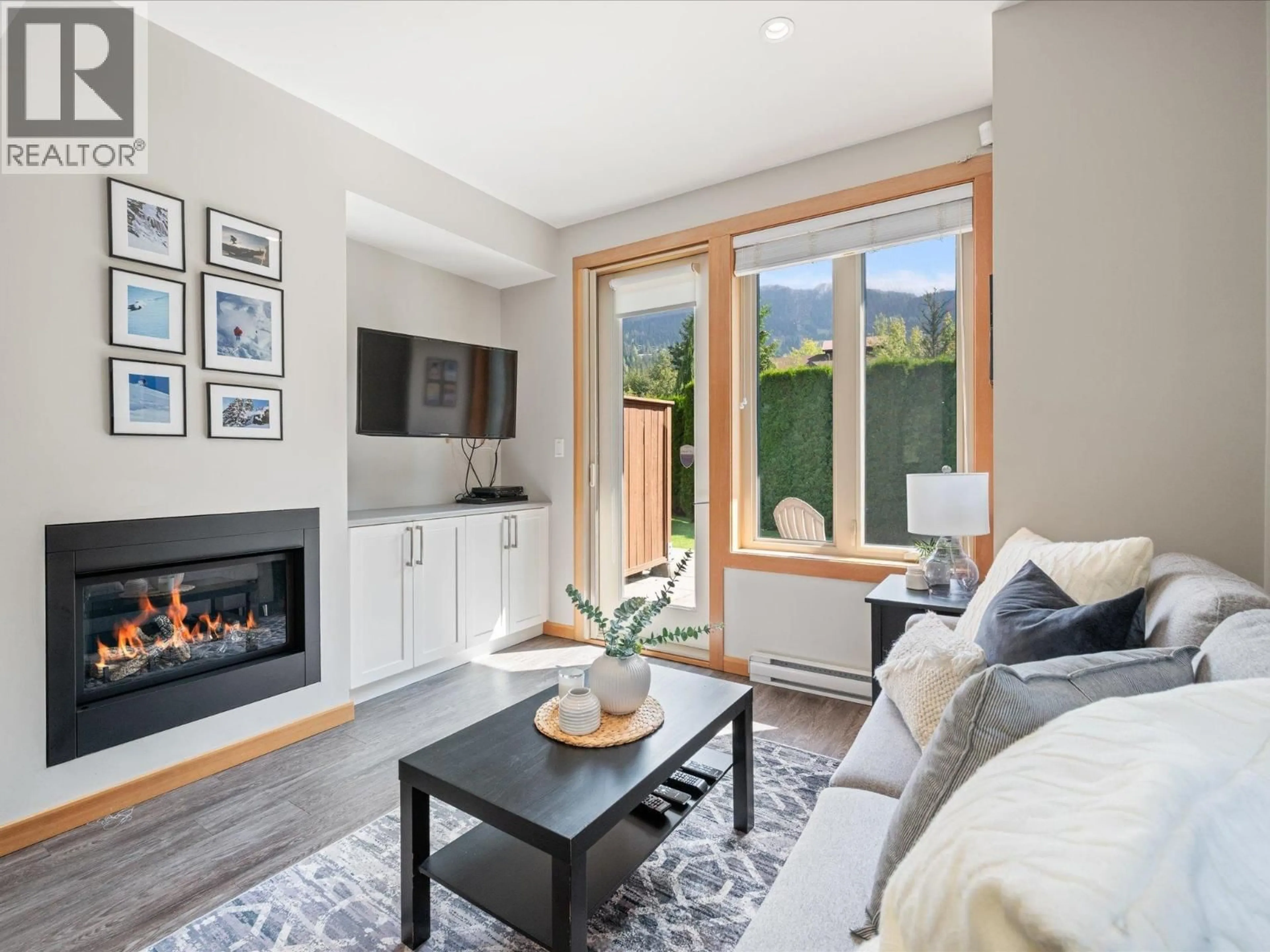 Living room with furniture, unknown for 1 - 2007 KAREN CRESCENT, Whistler British Columbia V8E0B3