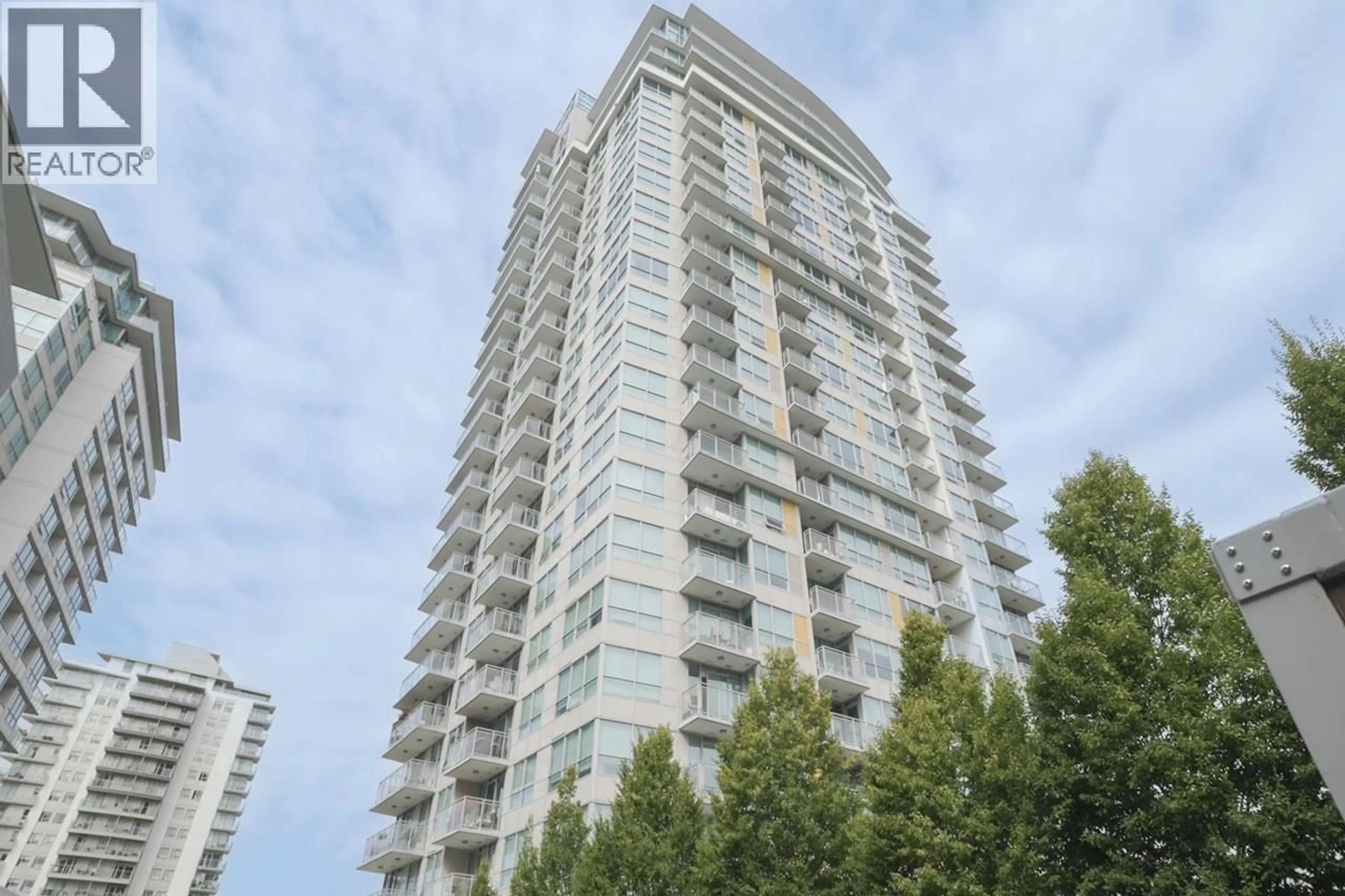 Unknown for 810 - 125 14TH STREET, North Vancouver British Columbia V7L0E6