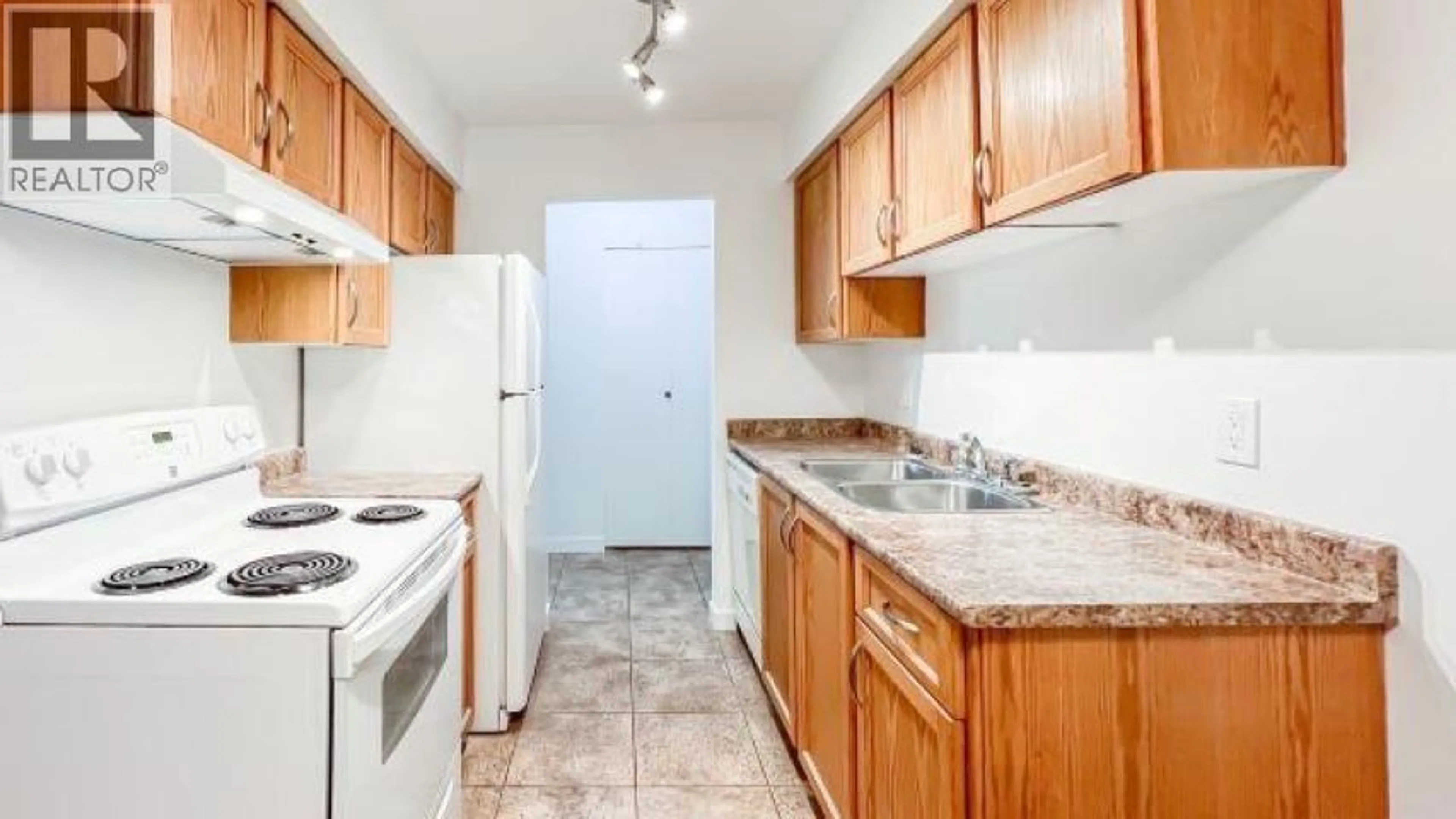 Standard kitchen, unknown for 212 - 1202 LONDON STREET, New Westminster British Columbia V3M5Z6