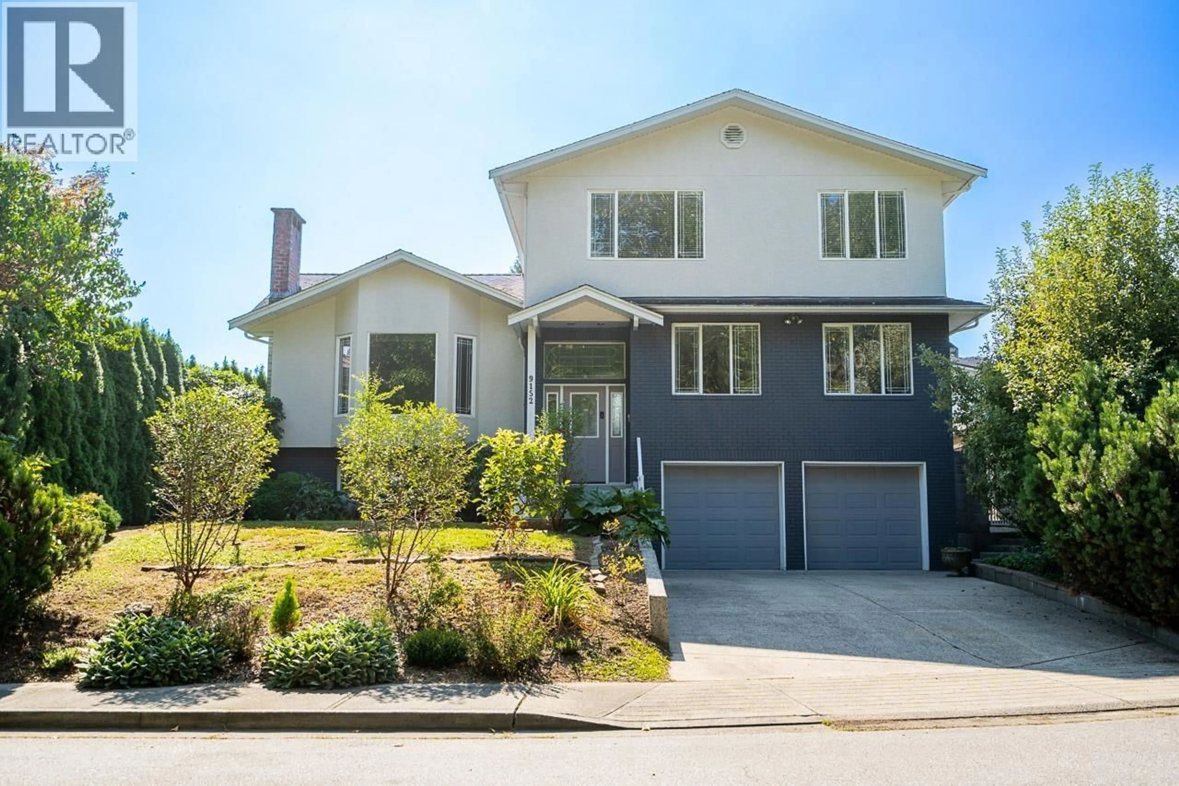 Home with vinyl exterior material, street for 9152 KLENNER DRIVE, Burnaby British Columbia V3N4E5