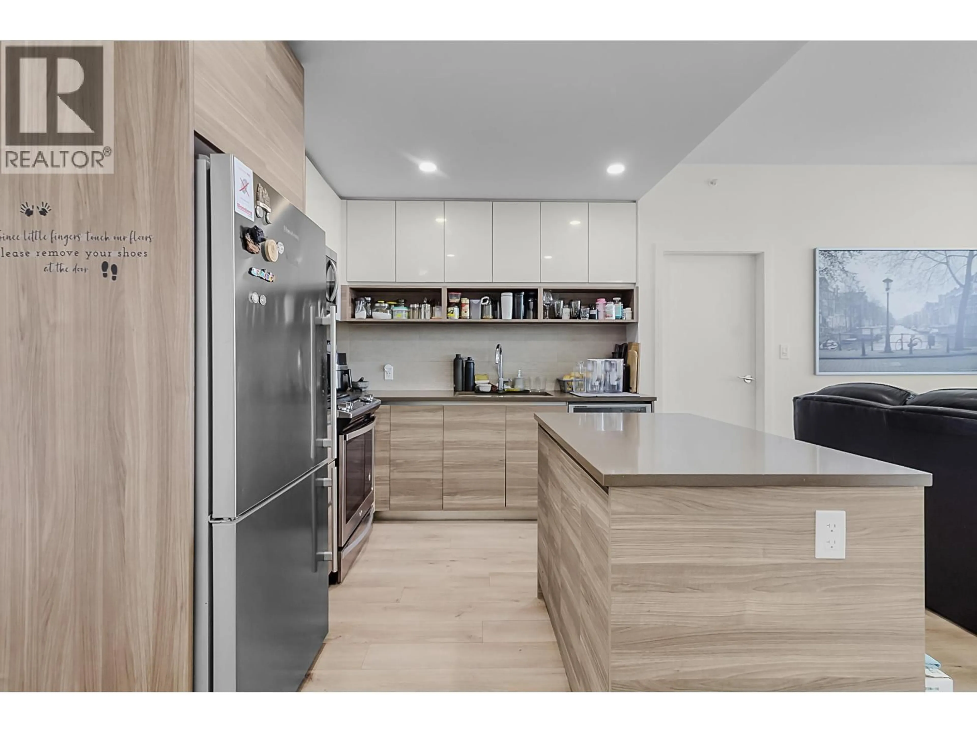 Open concept kitchen, unknown for 1006 - 8850 UNIVERSITY CRESCENT, Burnaby British Columbia V5A0C8