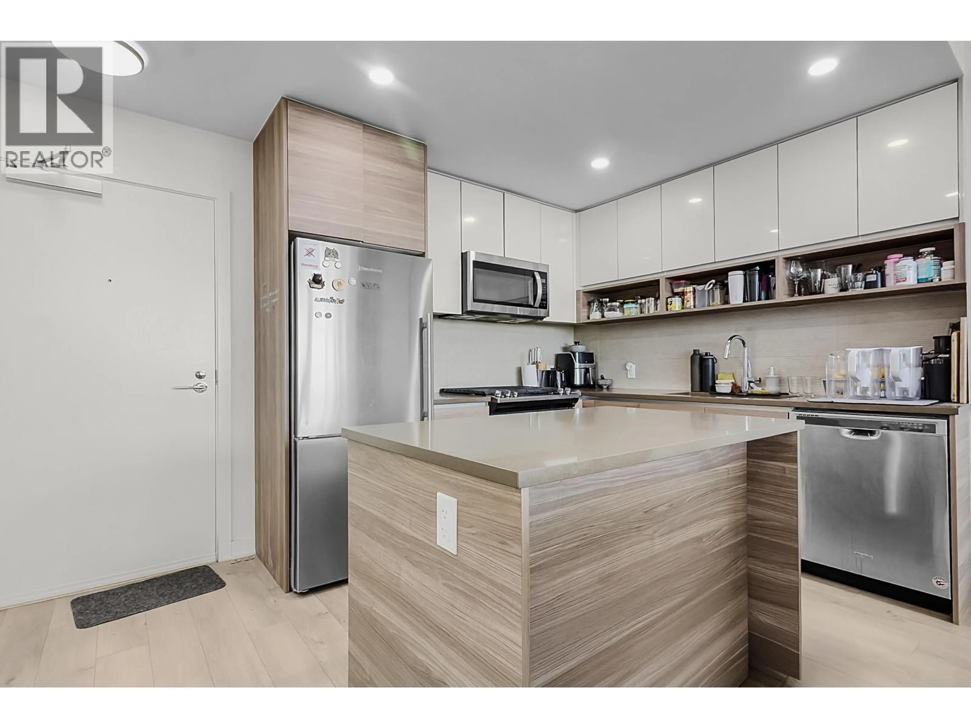 Open concept kitchen, unknown for 1006 - 8850 UNIVERSITY CRESCENT, Burnaby British Columbia V5A0C8